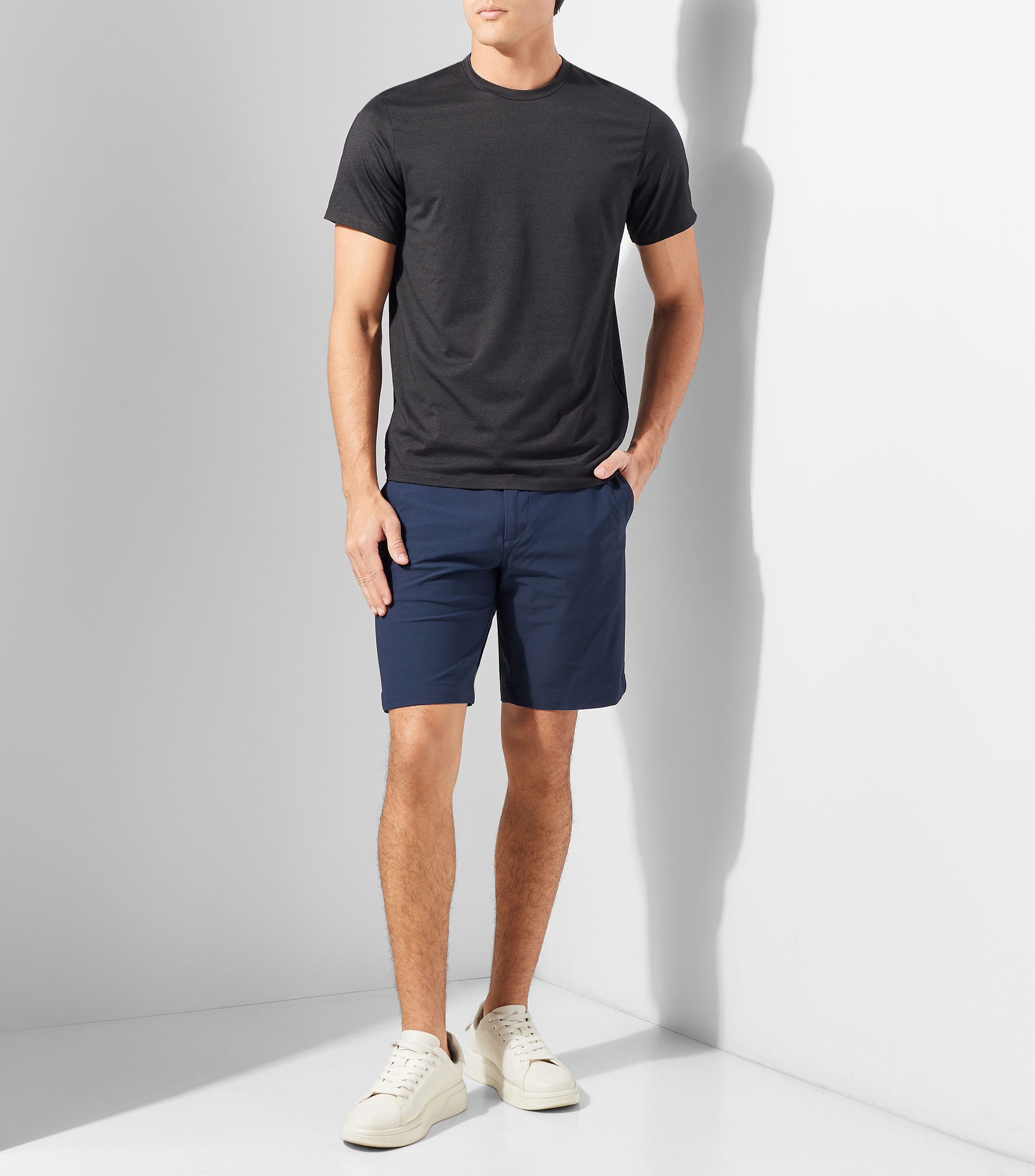 Playera cuello redondo manga corta lisa Hombre