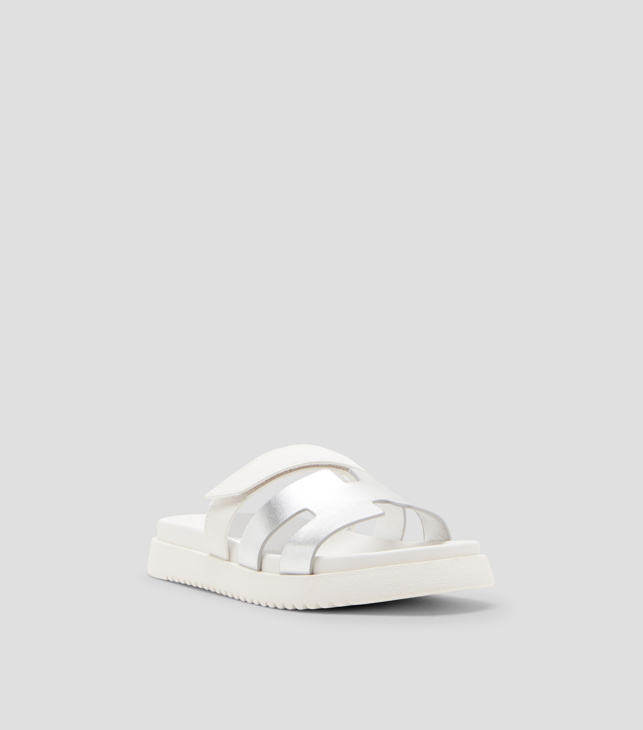 Sandalias planas slip on Niña