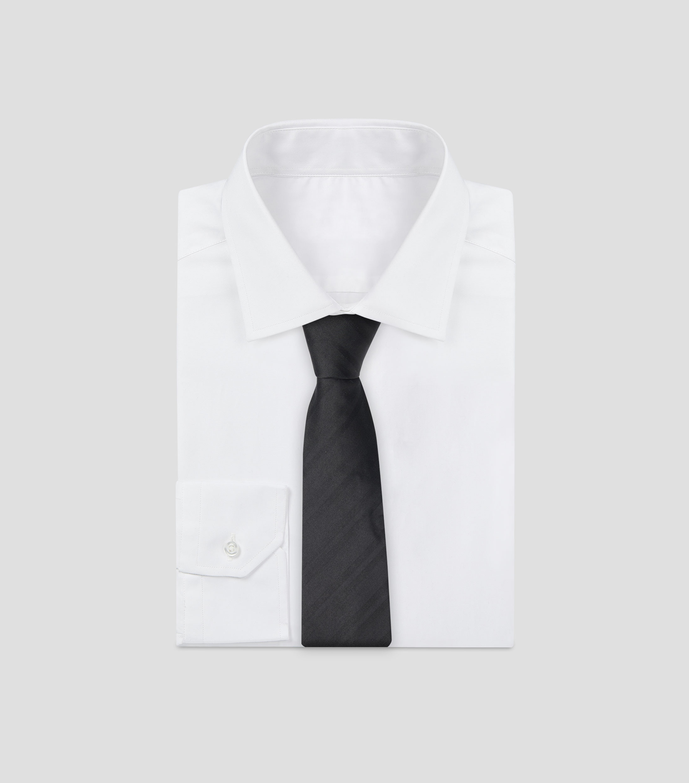 Corbata ancha en seda lisa