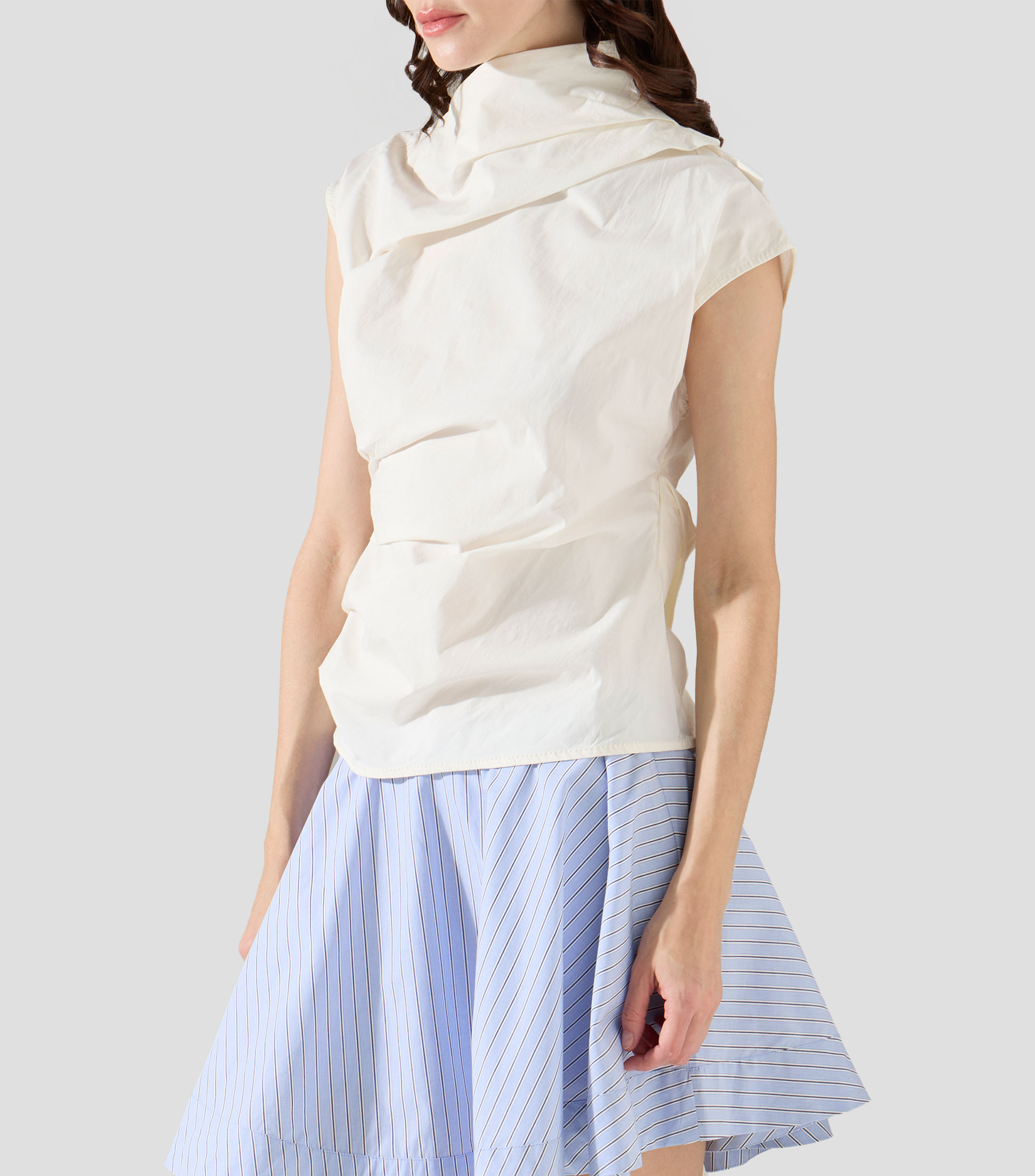 Blusa lisa sin mangas Mujer