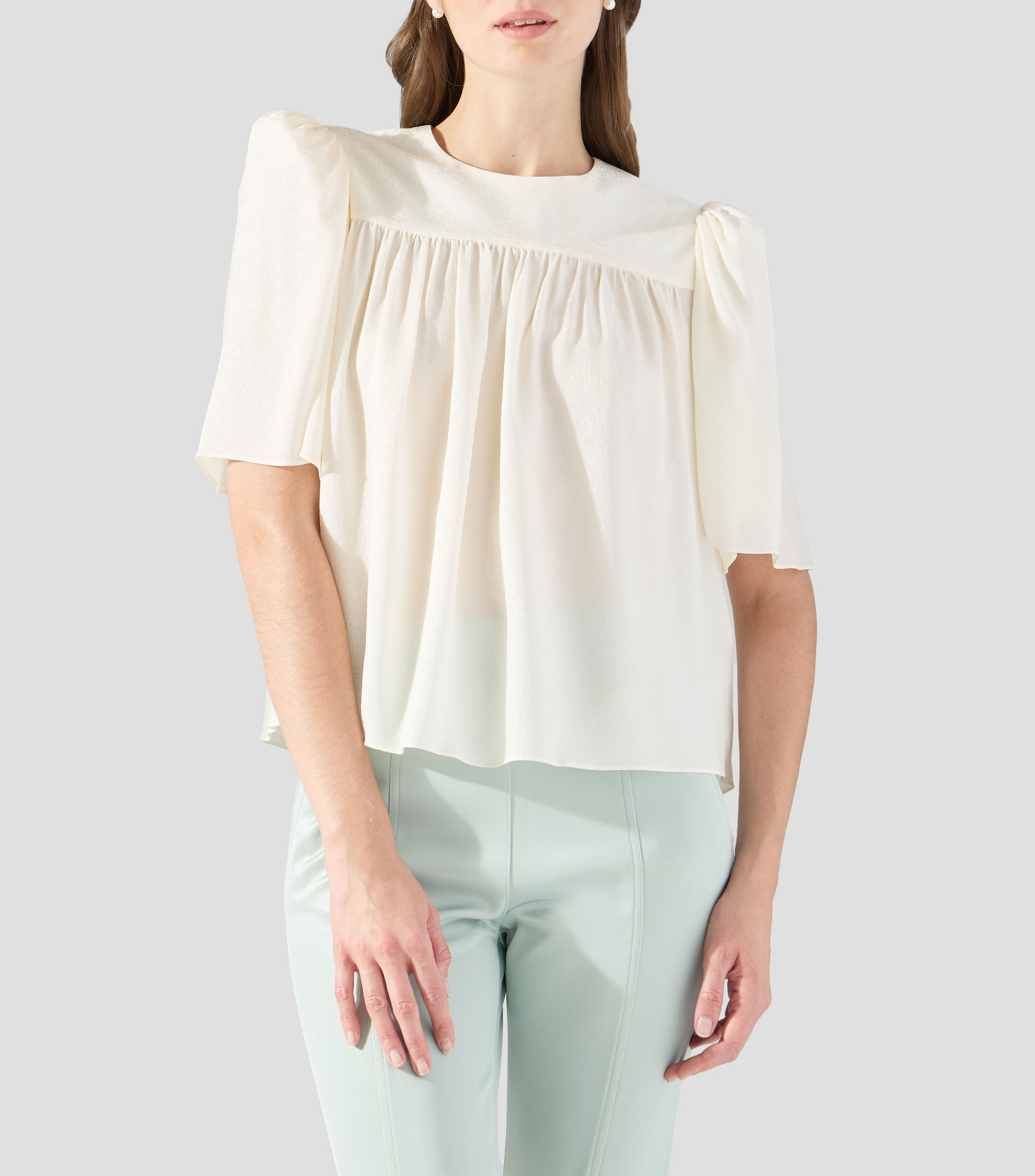 Blusa estampada con manga corta Mujer