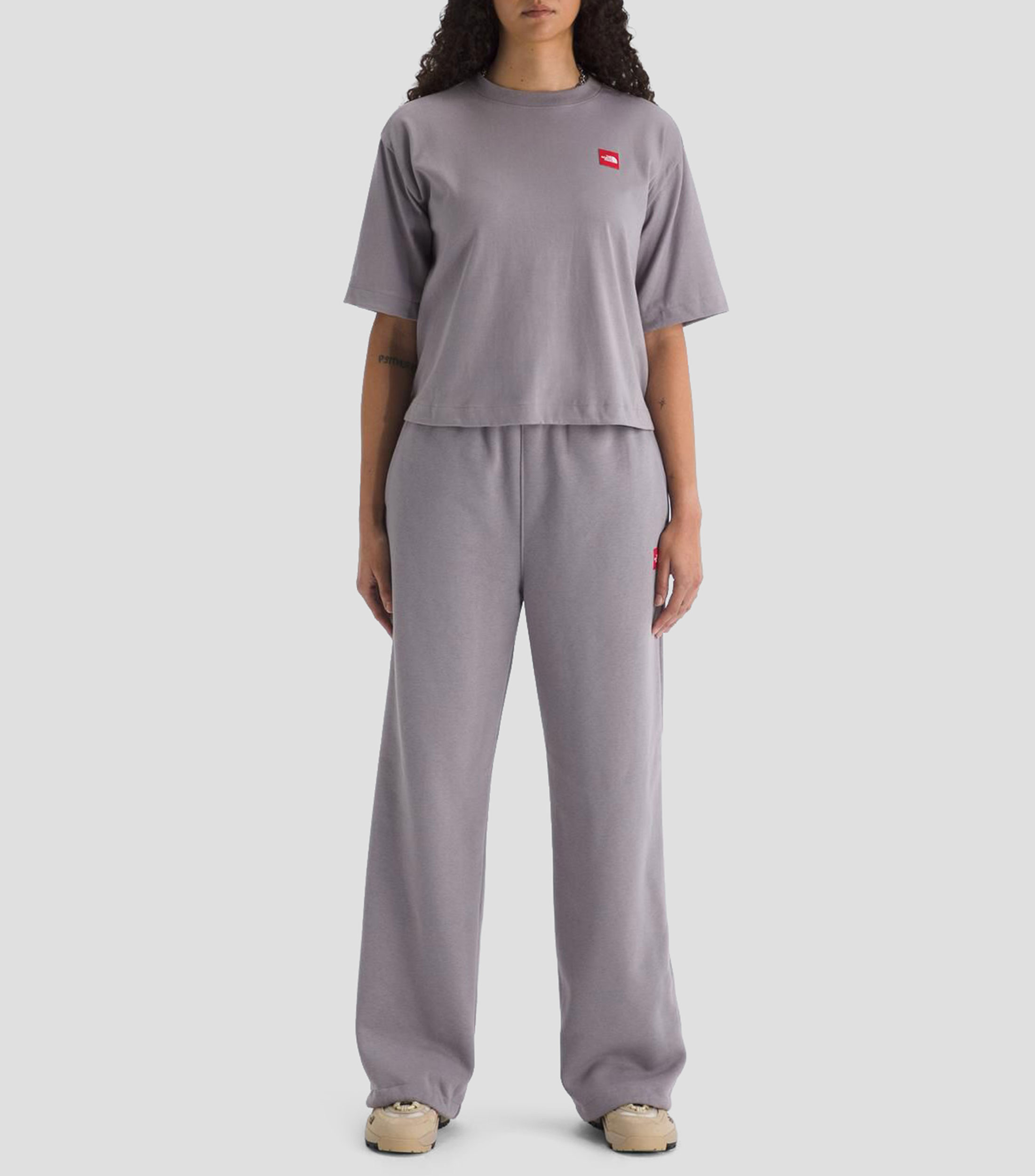 Pants para entrenamiento TNF Red Box liso Mujer