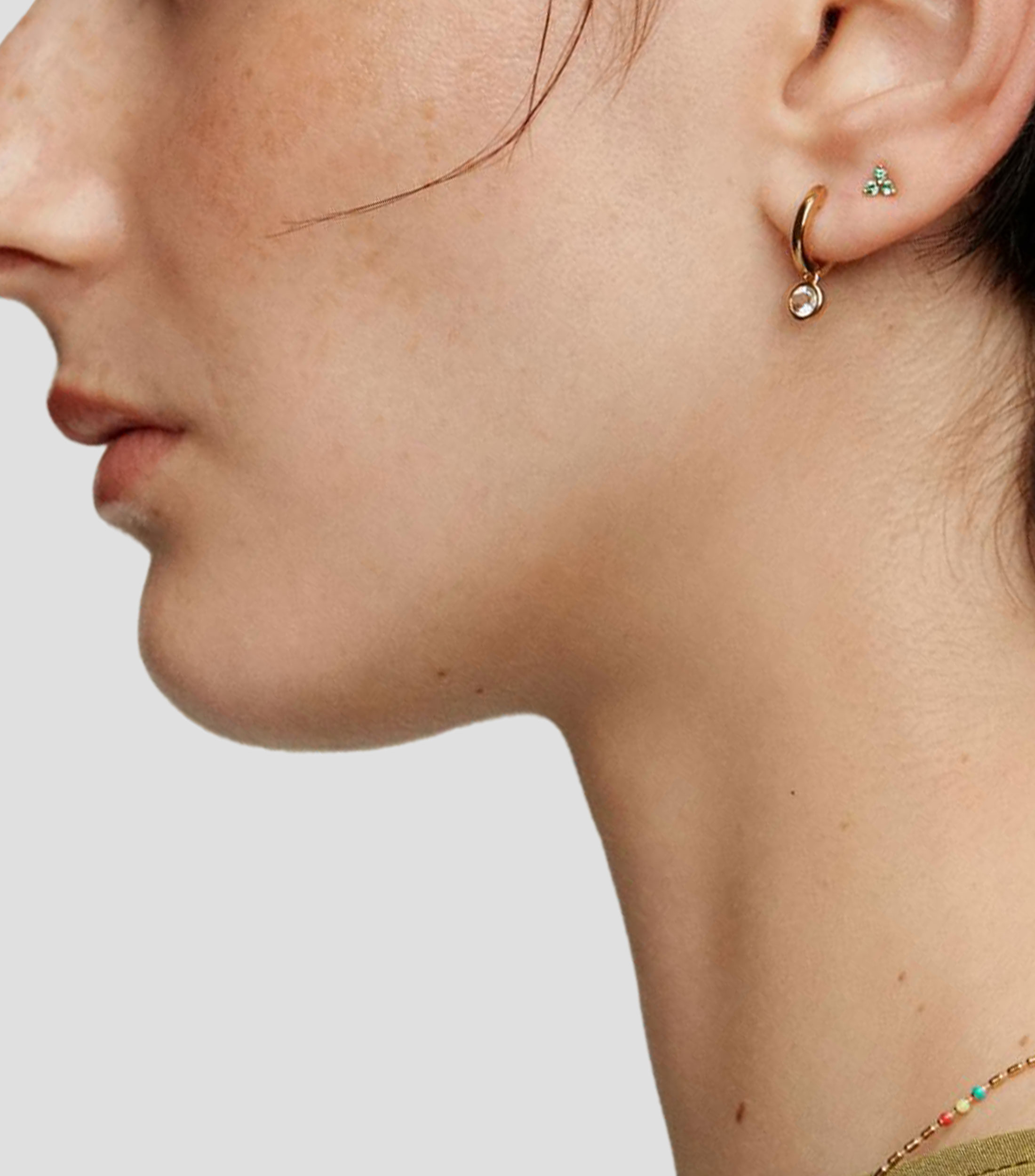 Arete en oro amarillo de 9 kilates con esmeraldas Great Three Mujer