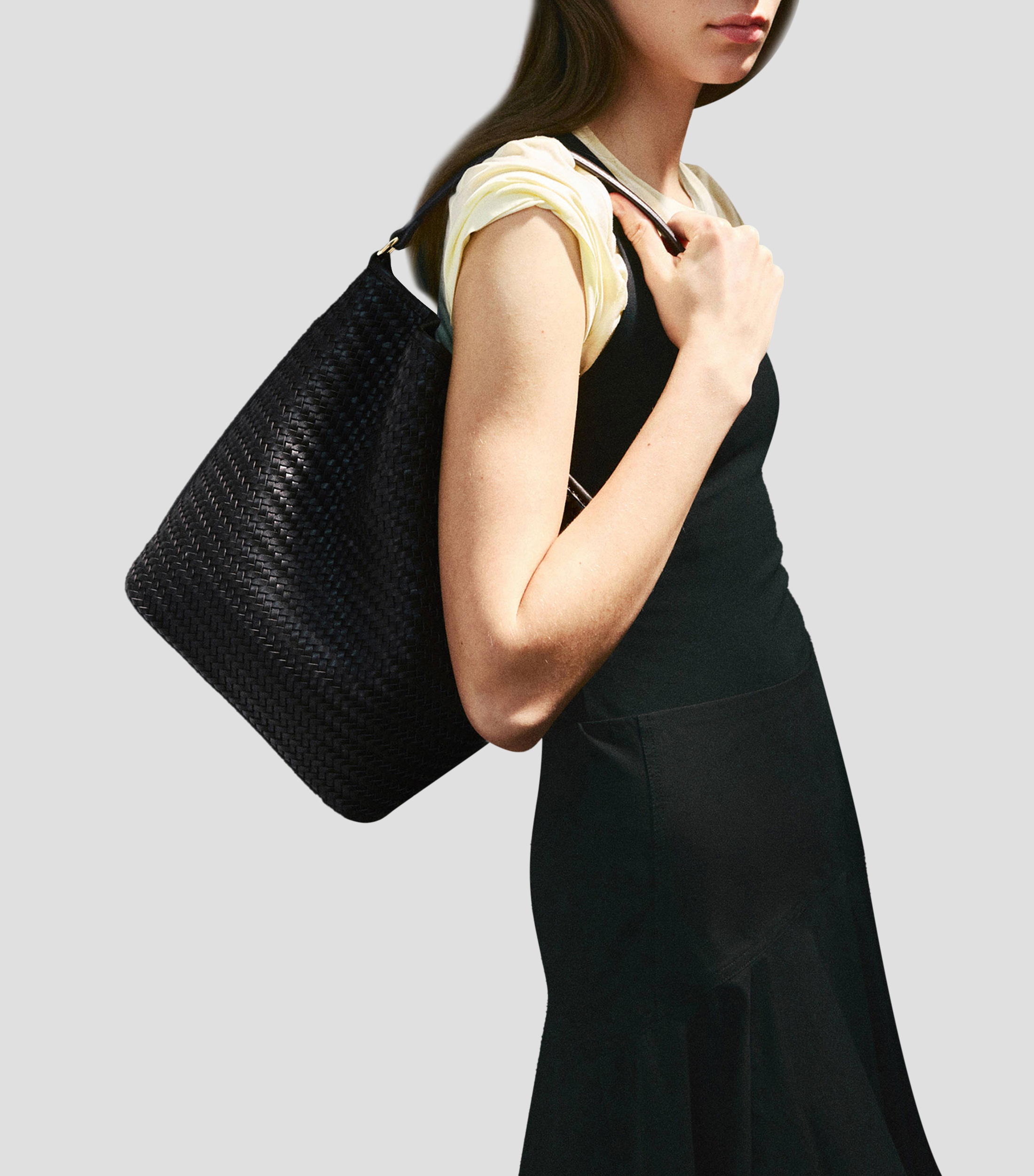 Bolsa bucket trenzada lisa Mujer