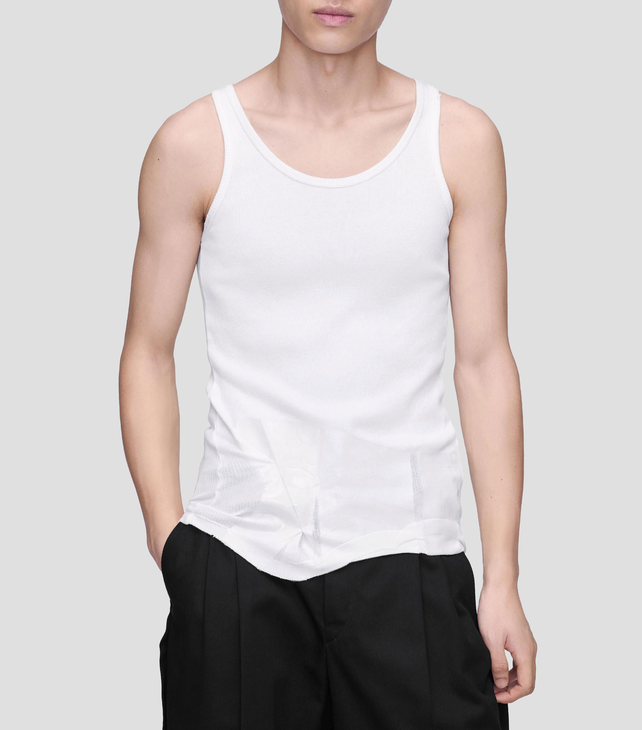 Playera cuello redondo sin mangas lisa Hombre