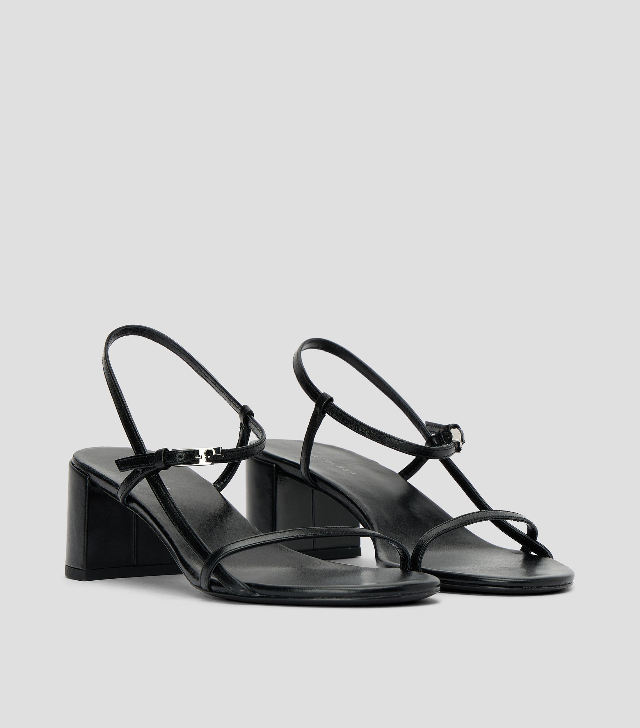 Sandalias con tacón bajo de media luna Gigi