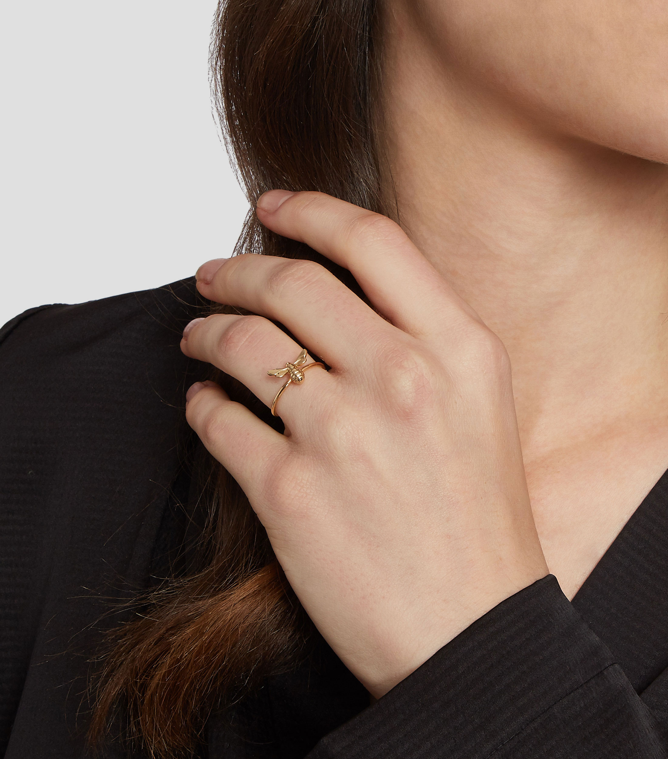 Anillo en oro de 14 kilates con abeja Mujer