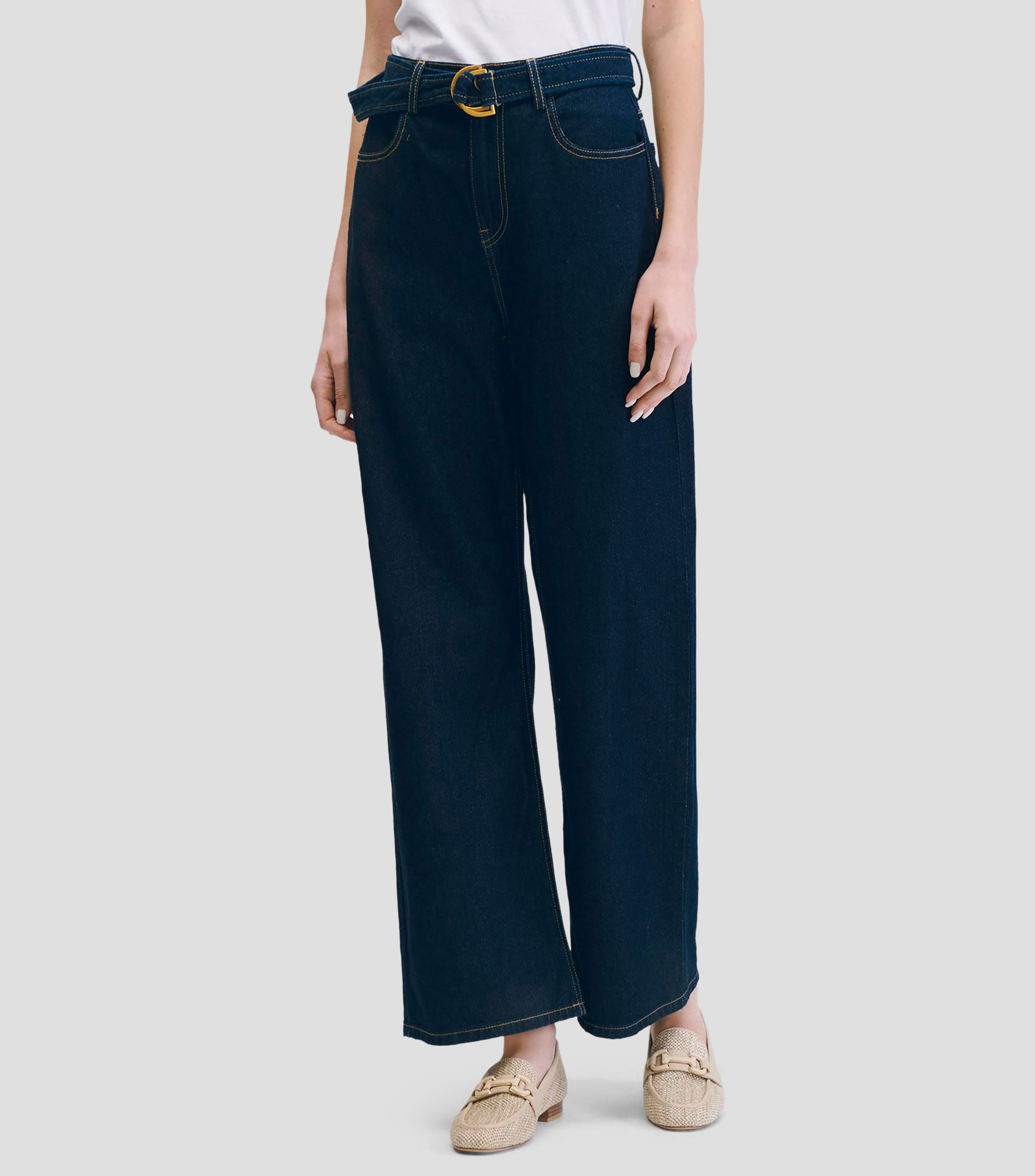 Jeans Wideleg Tiro Alto Con Cinturón Mujer