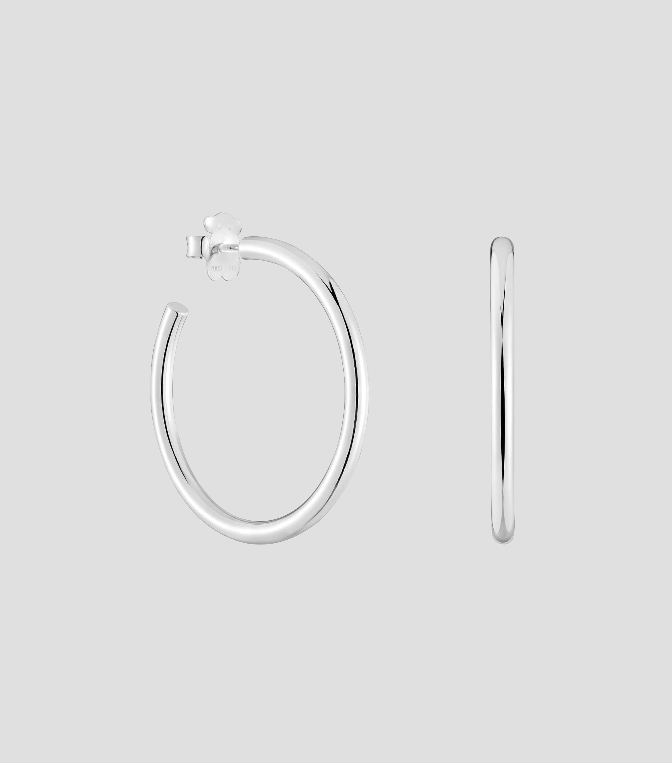 Aretes en plata en forma de aro Mujer