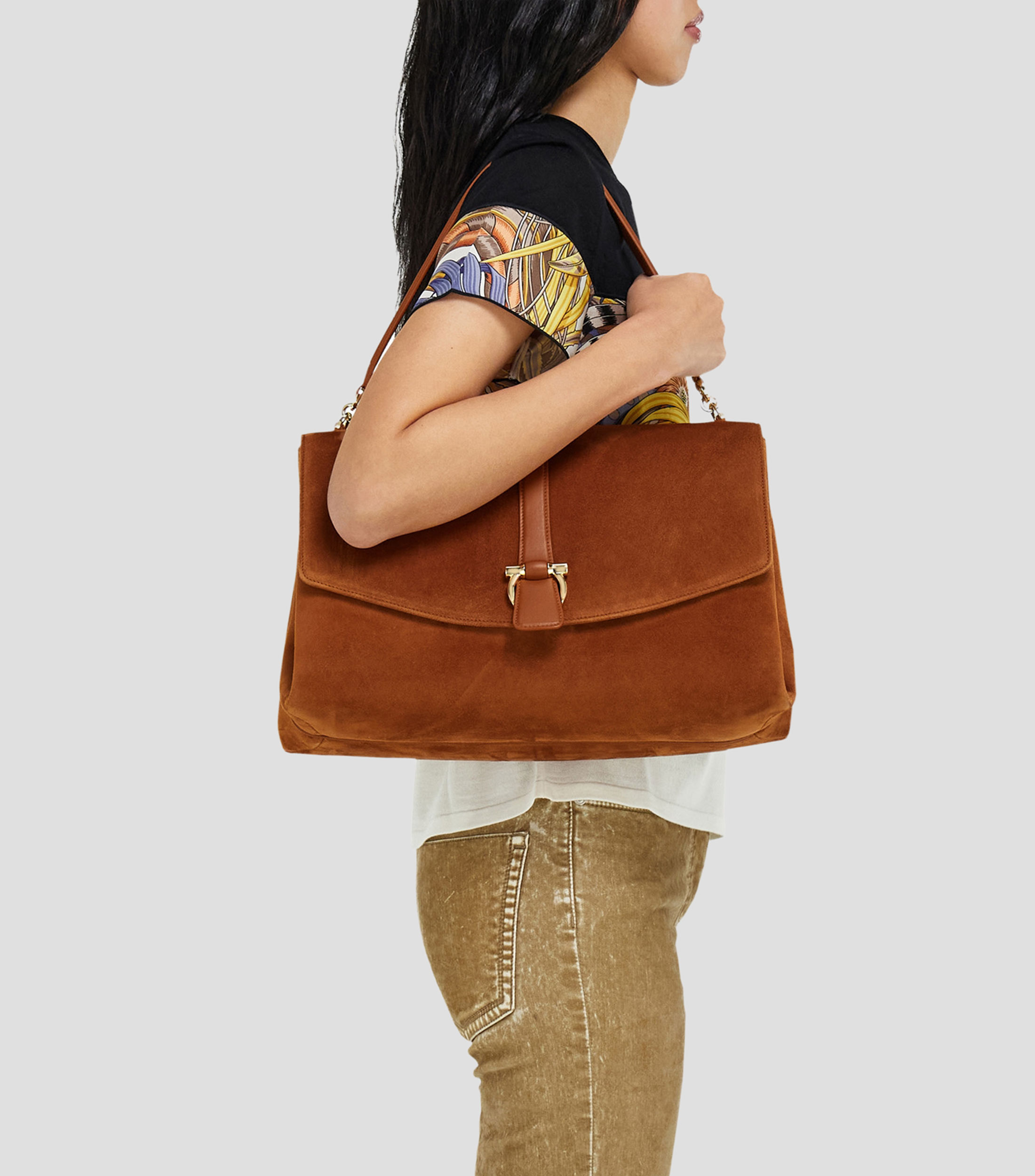 Bolsa shoulder en ante liso Mujer