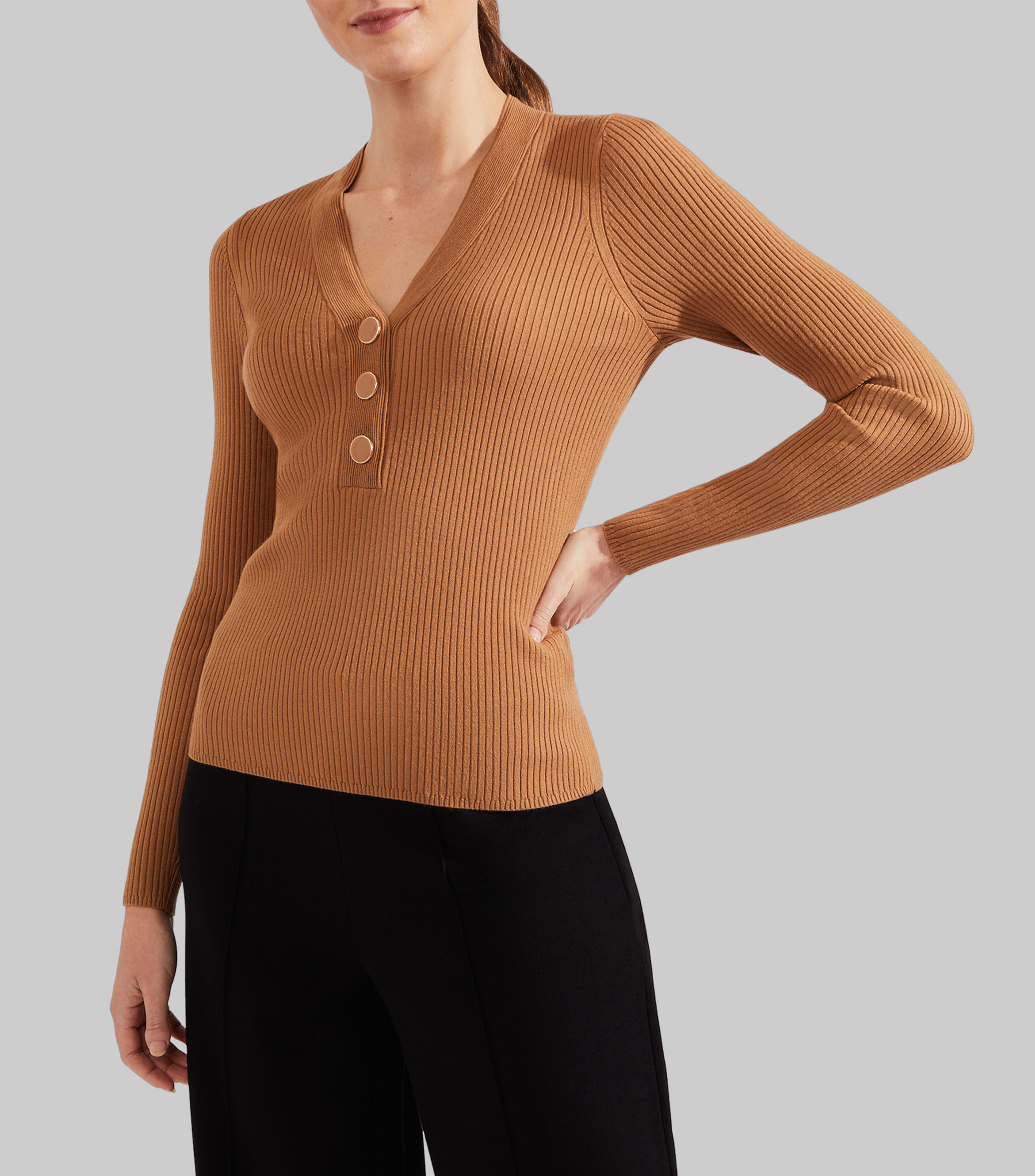 Suéter cuello V Mujer