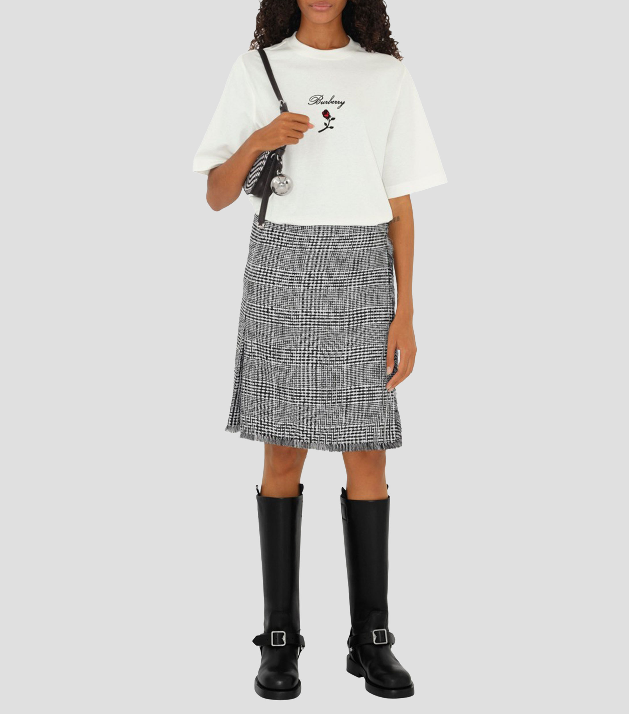 Playera cuello redondo manga corta lisa Mujer