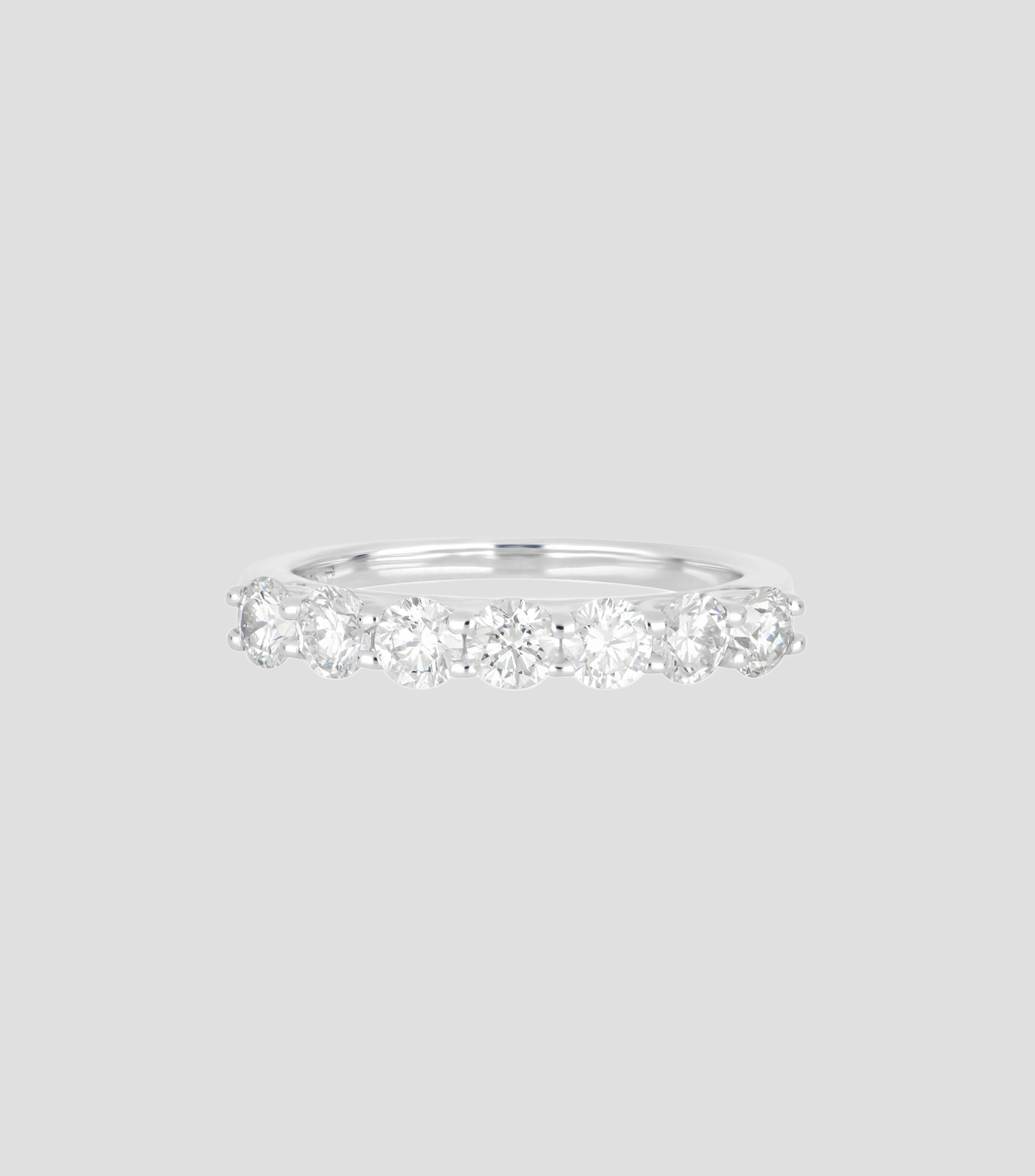 Anillo en Oro blanco de 14 Kilates con Diamantes Naturales Mujer