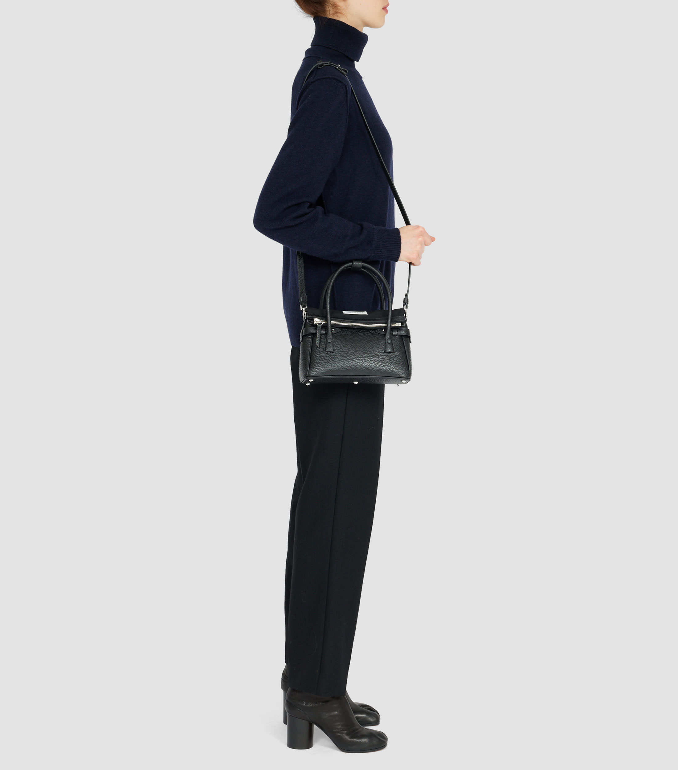Bolsa satchel negra en piel 5AC Unisex