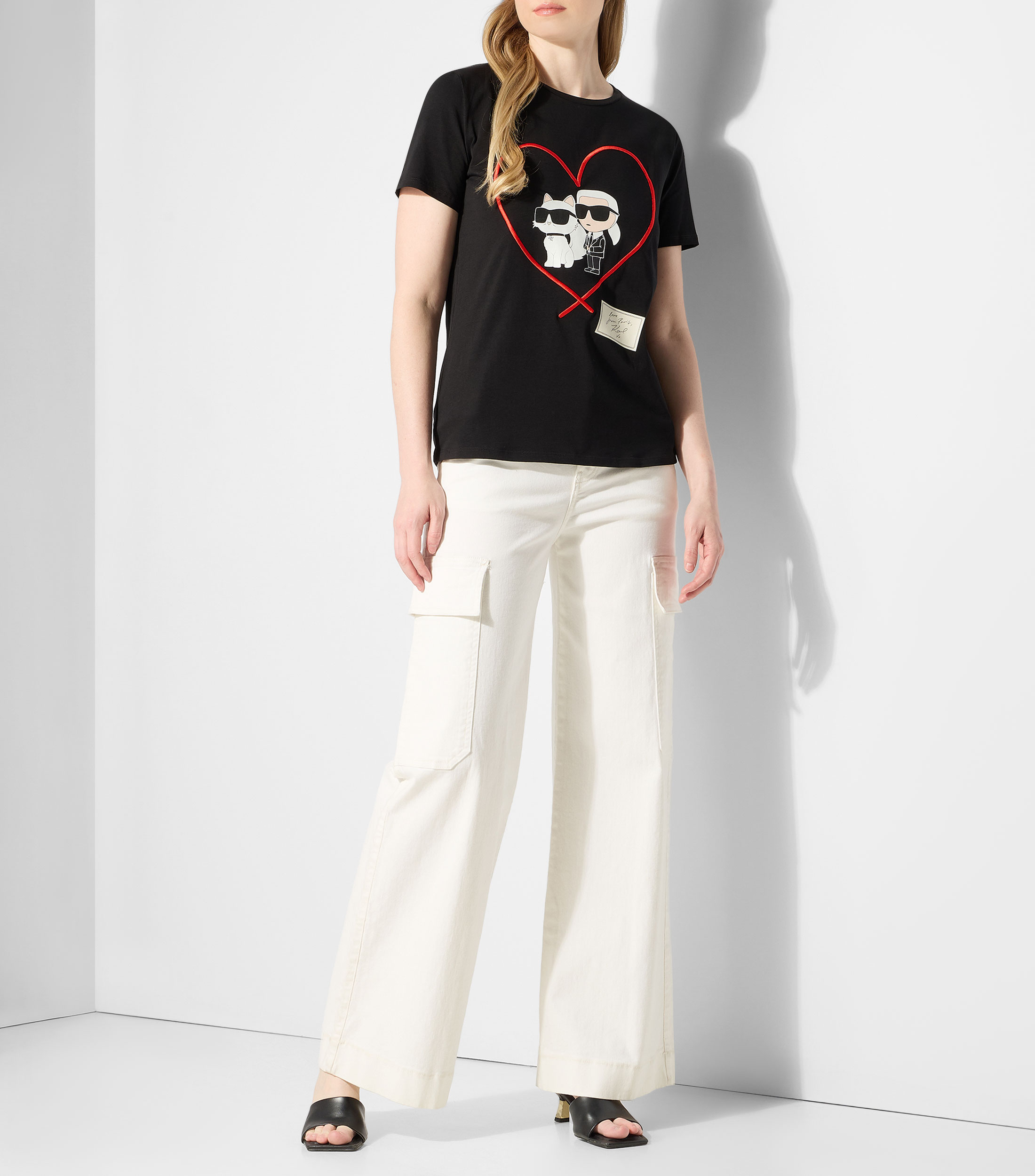 Playera de cuello redondo con manga corta estampada Mujer