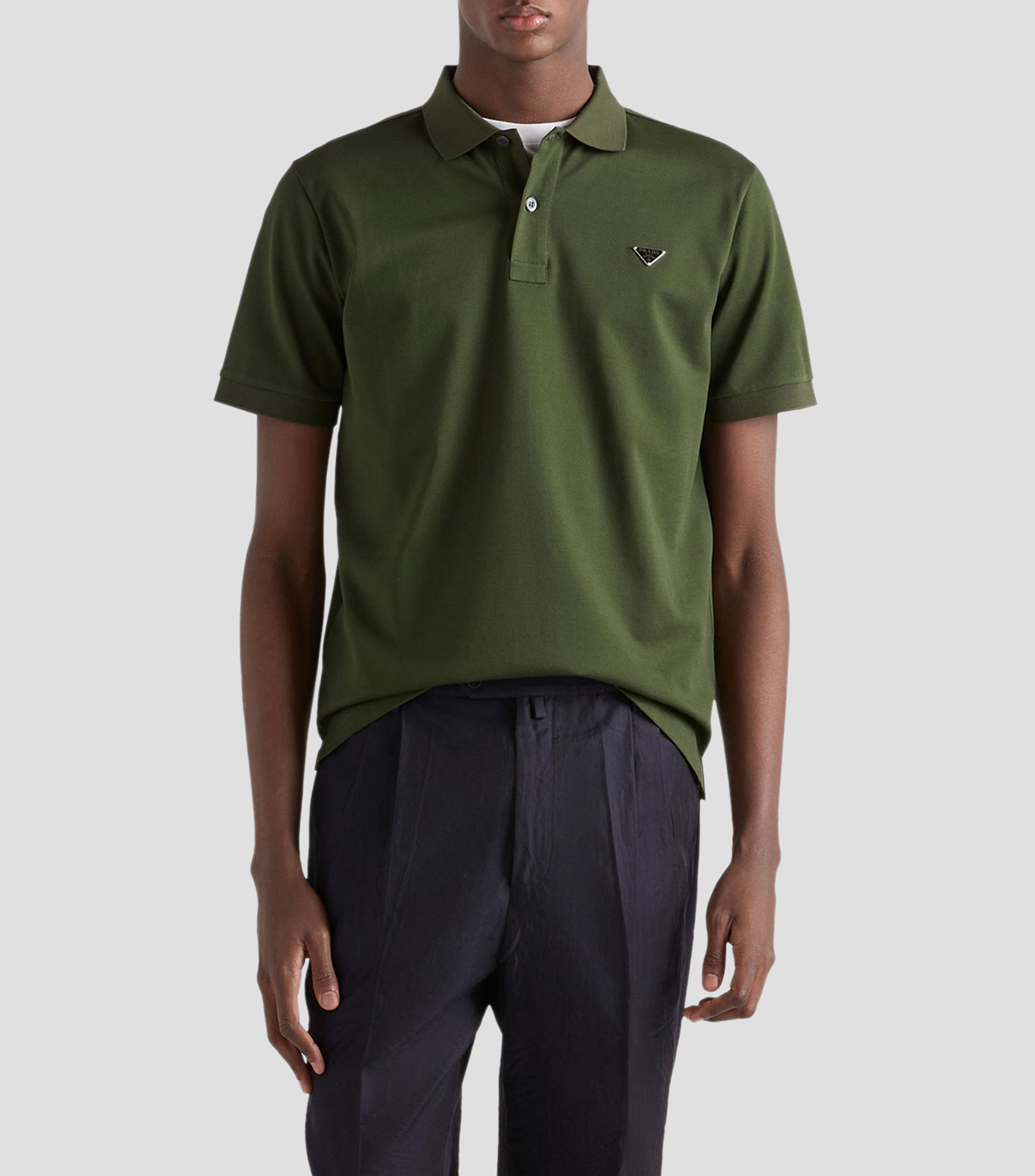 Playera tipo polo con manga corta lisa Hombre