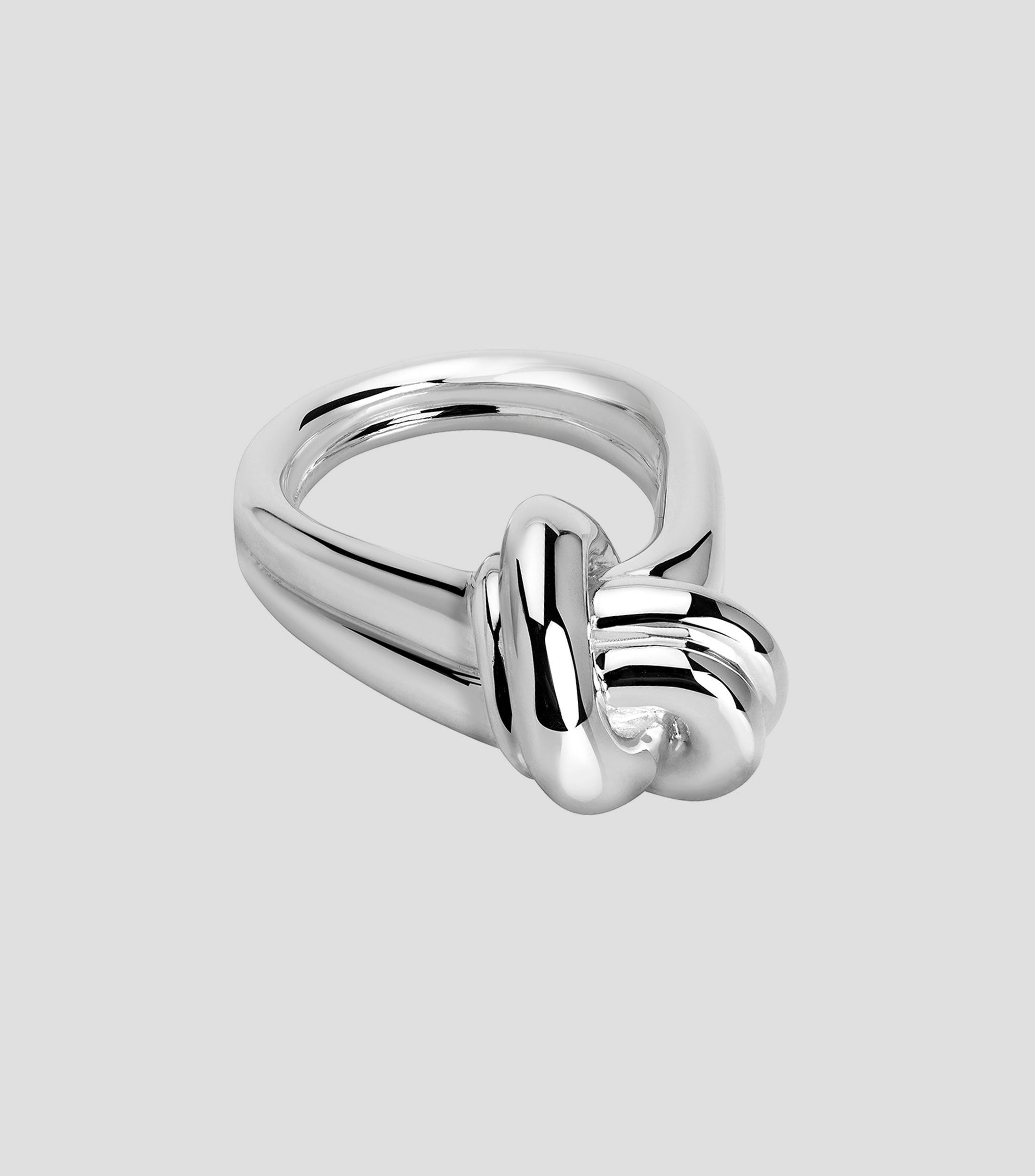 Anillo en plata nudo Mujer