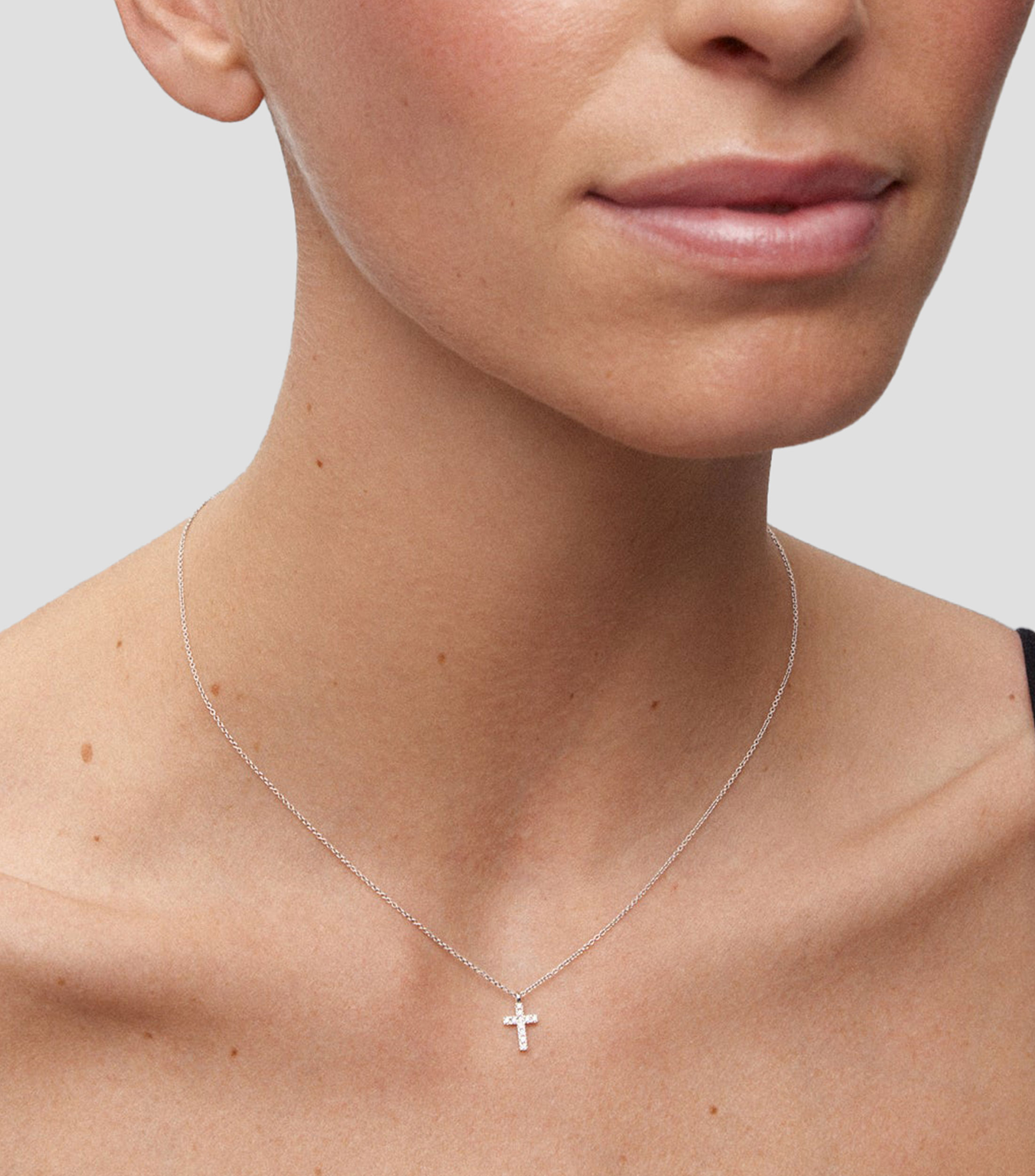 Colgante en oro blanco 18 Kts con diamante Grace Mujer