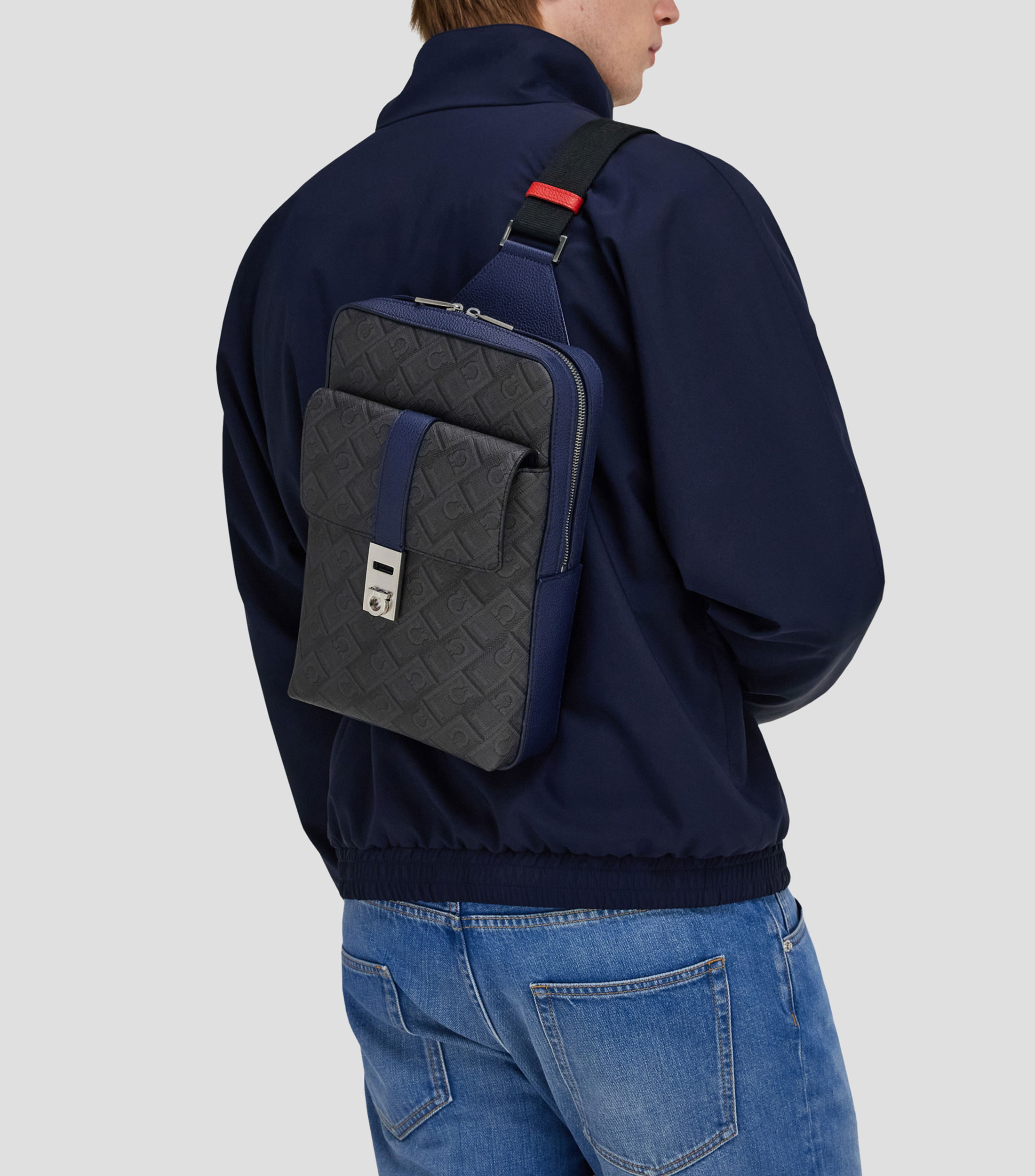 Bolso, tejido recubierto y piel de becerro martillada Hombre