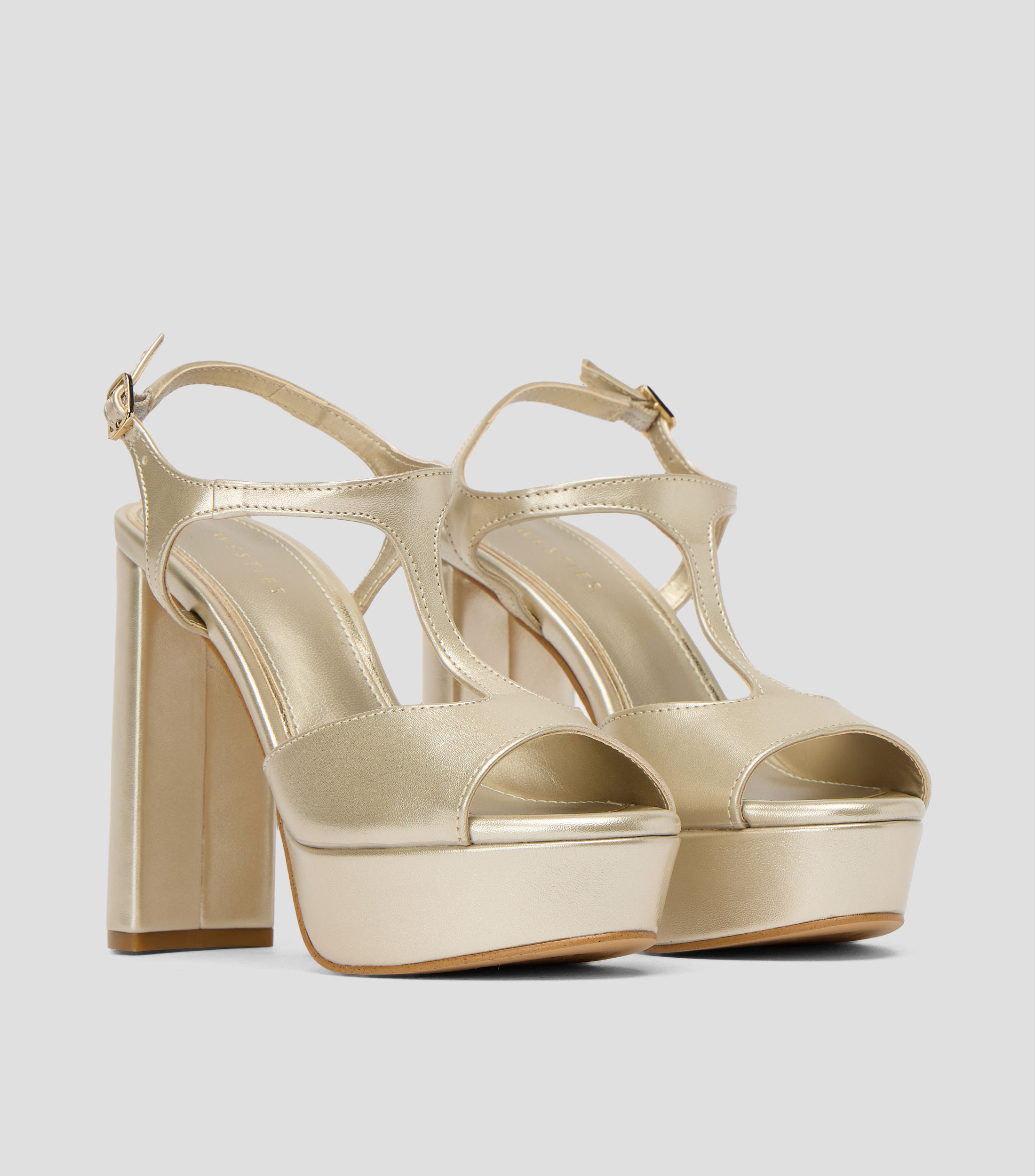 Sandalias casuales tacón alto ancho charol Mujer