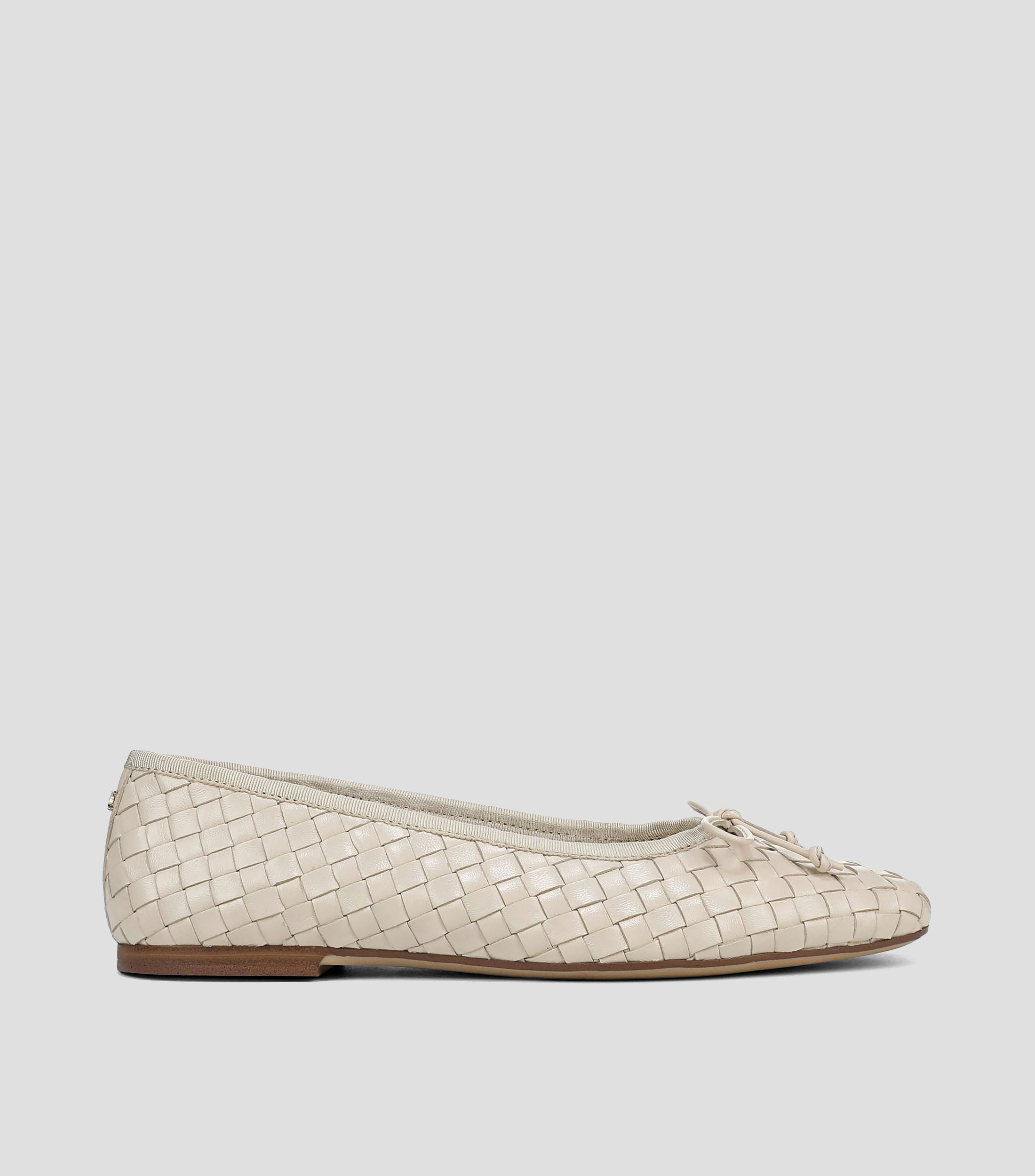 Flats en piel con moño Mujer