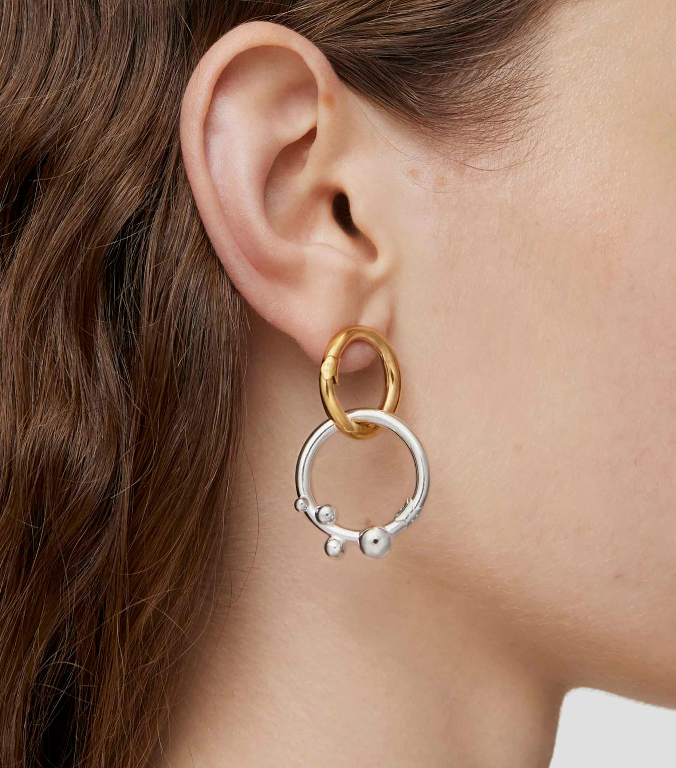 Anilla grande en plata y detalles Hold Mujer