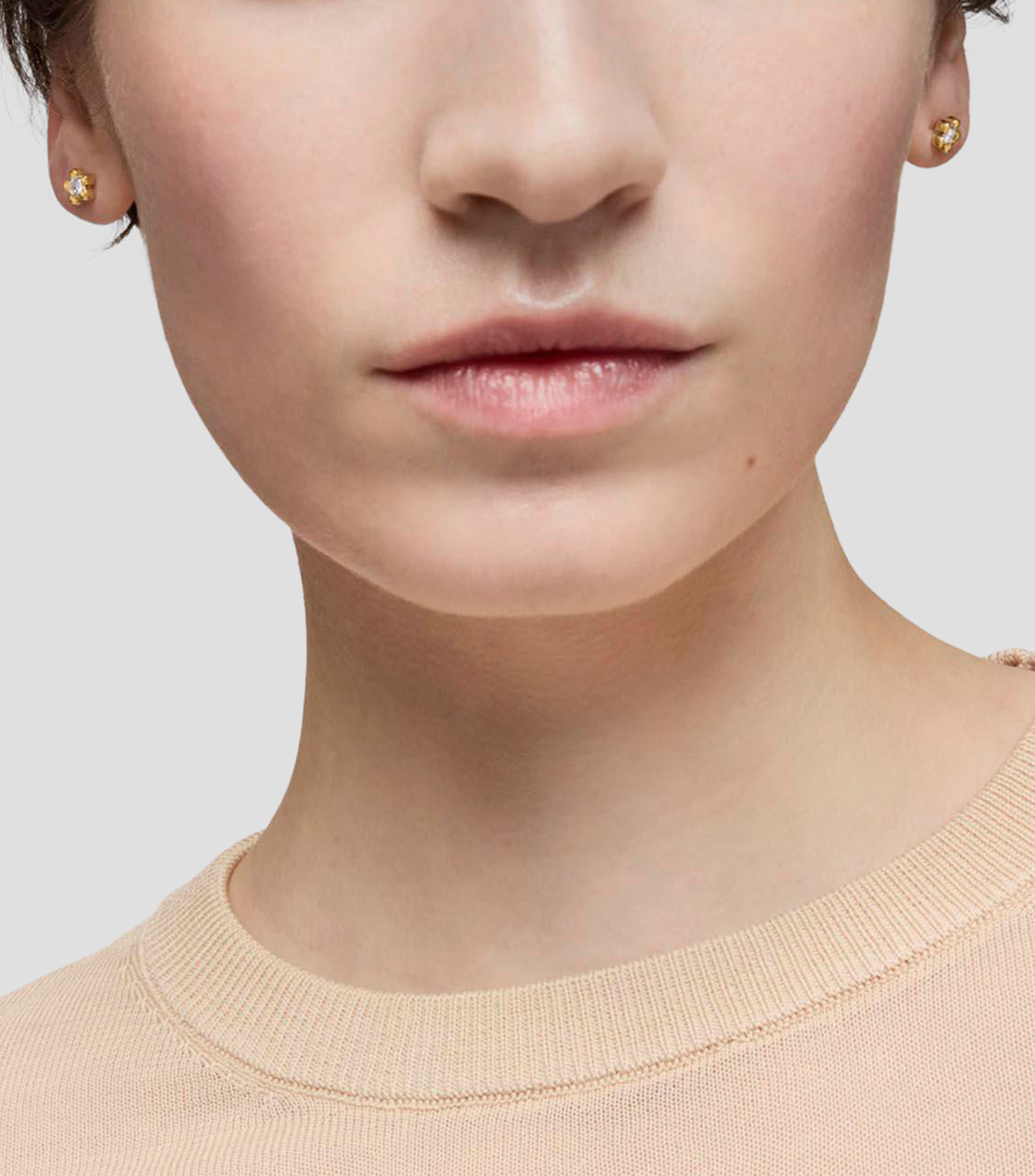 Aretes en oro de 14 Kilates en forma de flor con diamantes Lili Motives Mujer