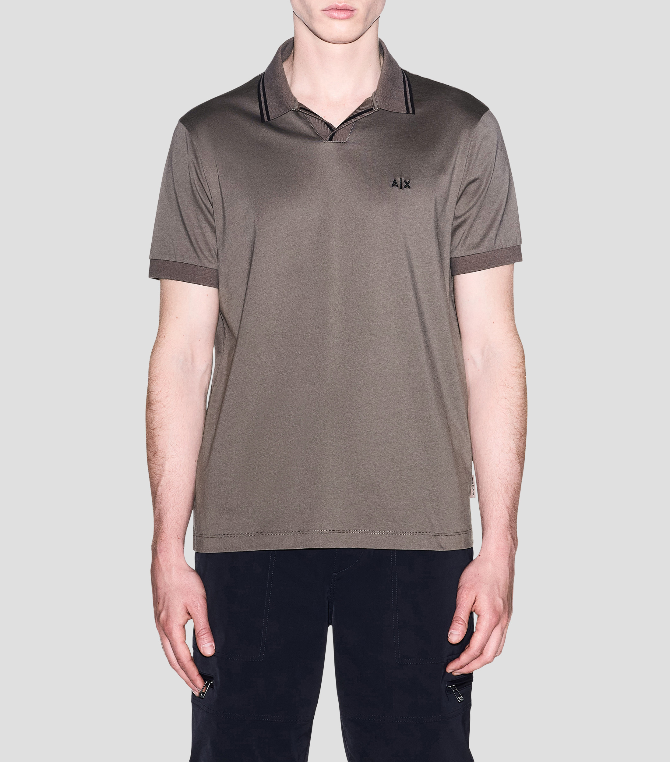 Playera tipo polo manga corta lisa Hombre