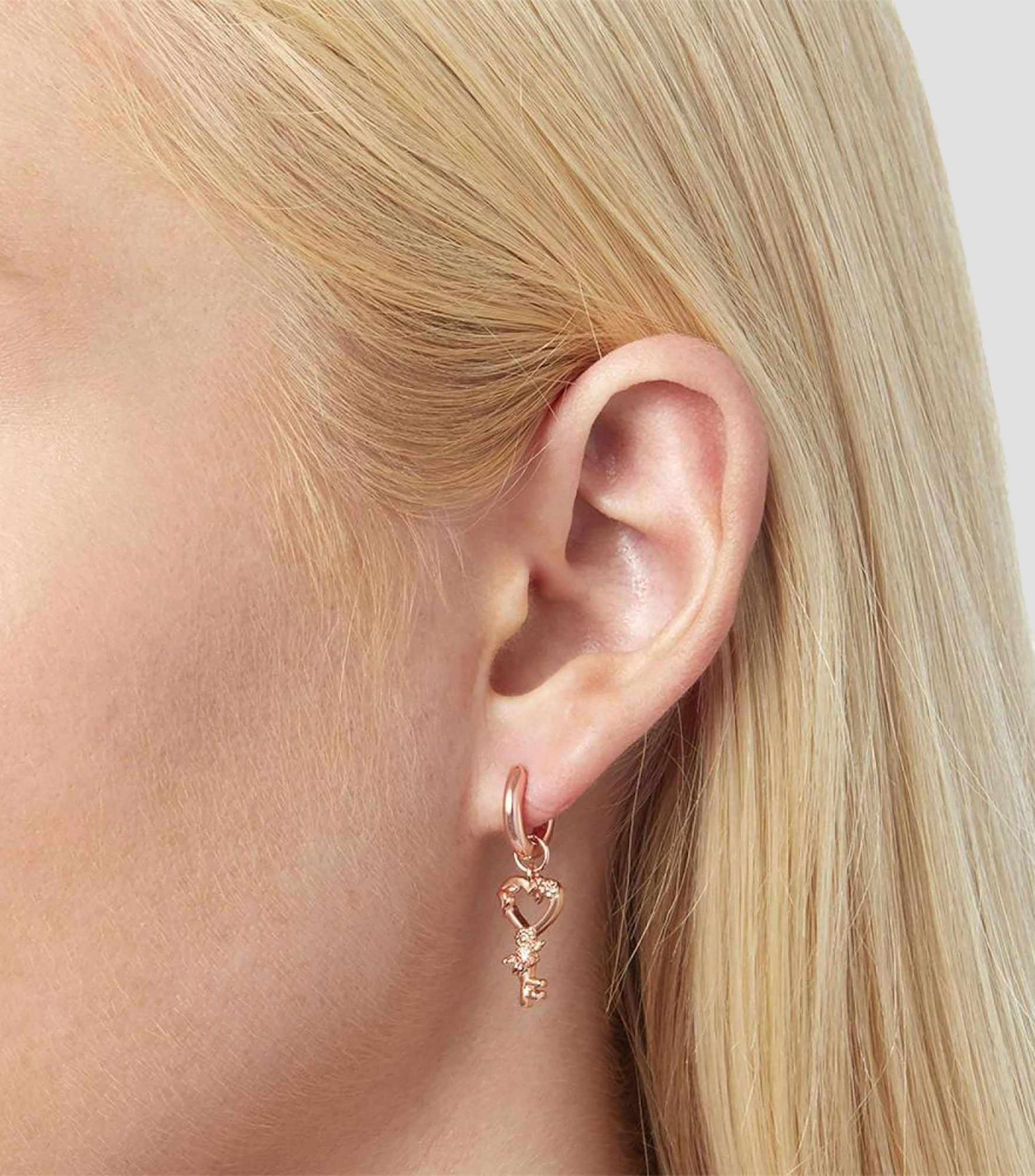 Aretes en Plata Celebration Huggies Mujer