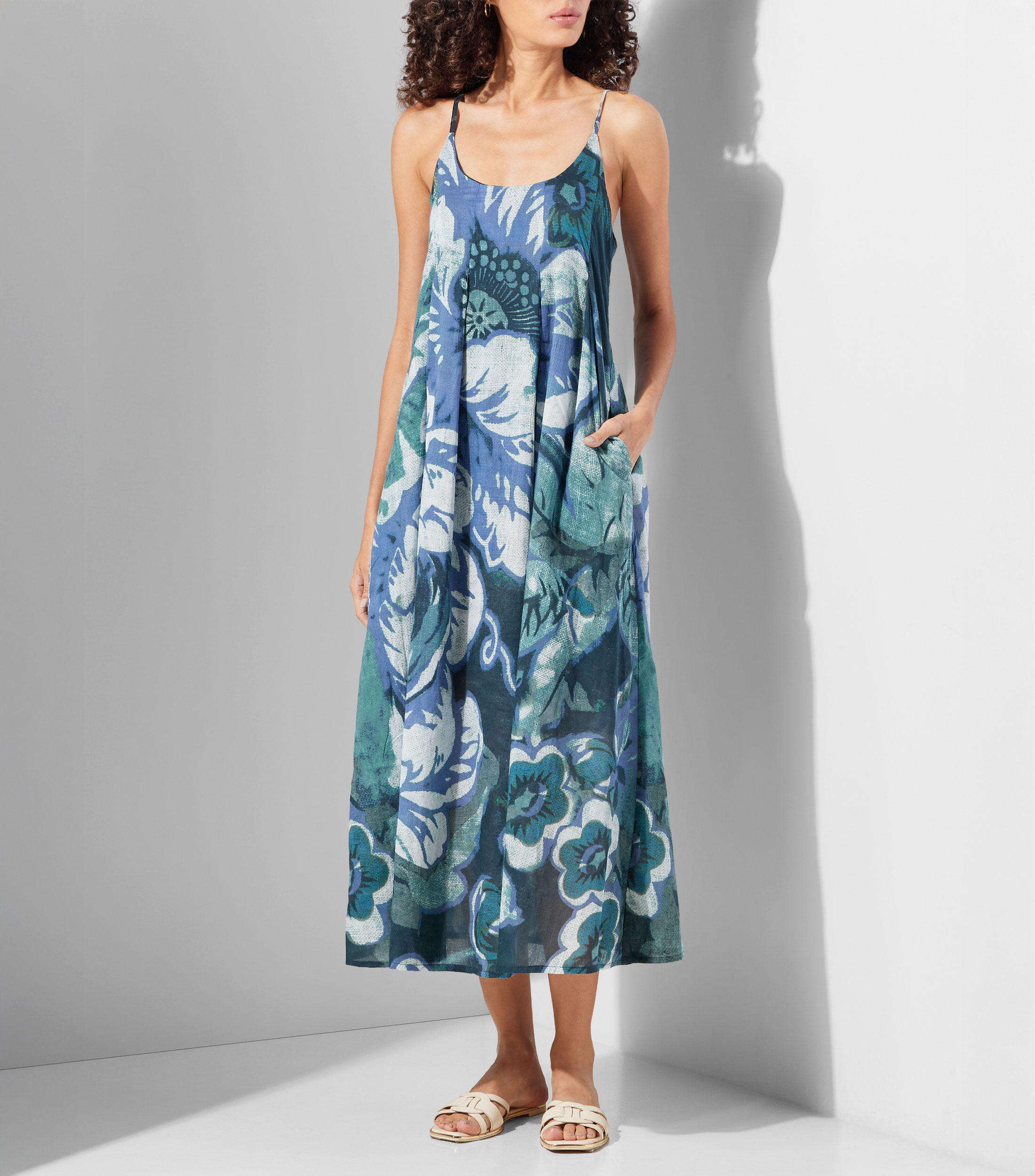 Vestido midi estampado Mujer
