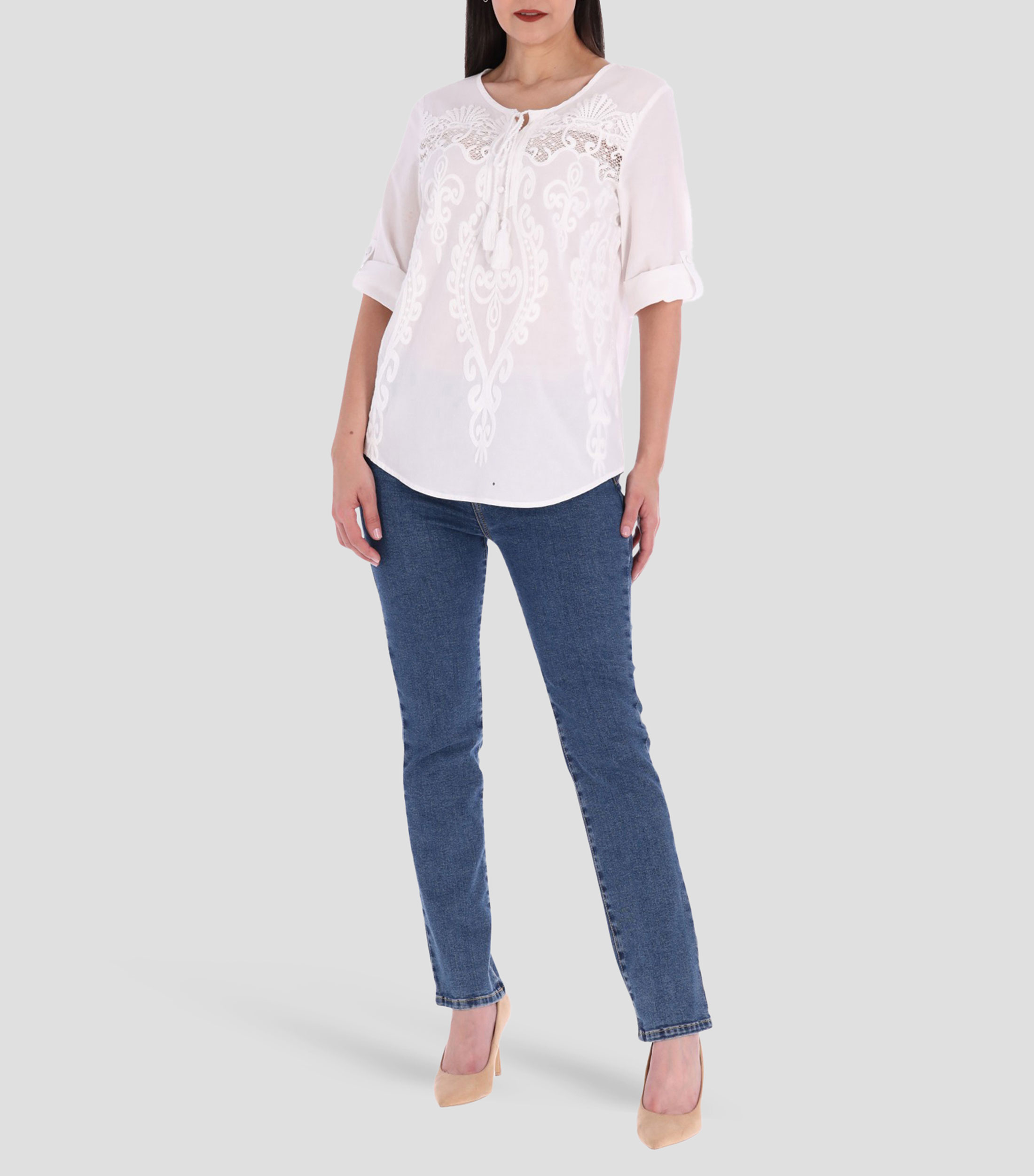 Blusa con bordado manga corta Mujer