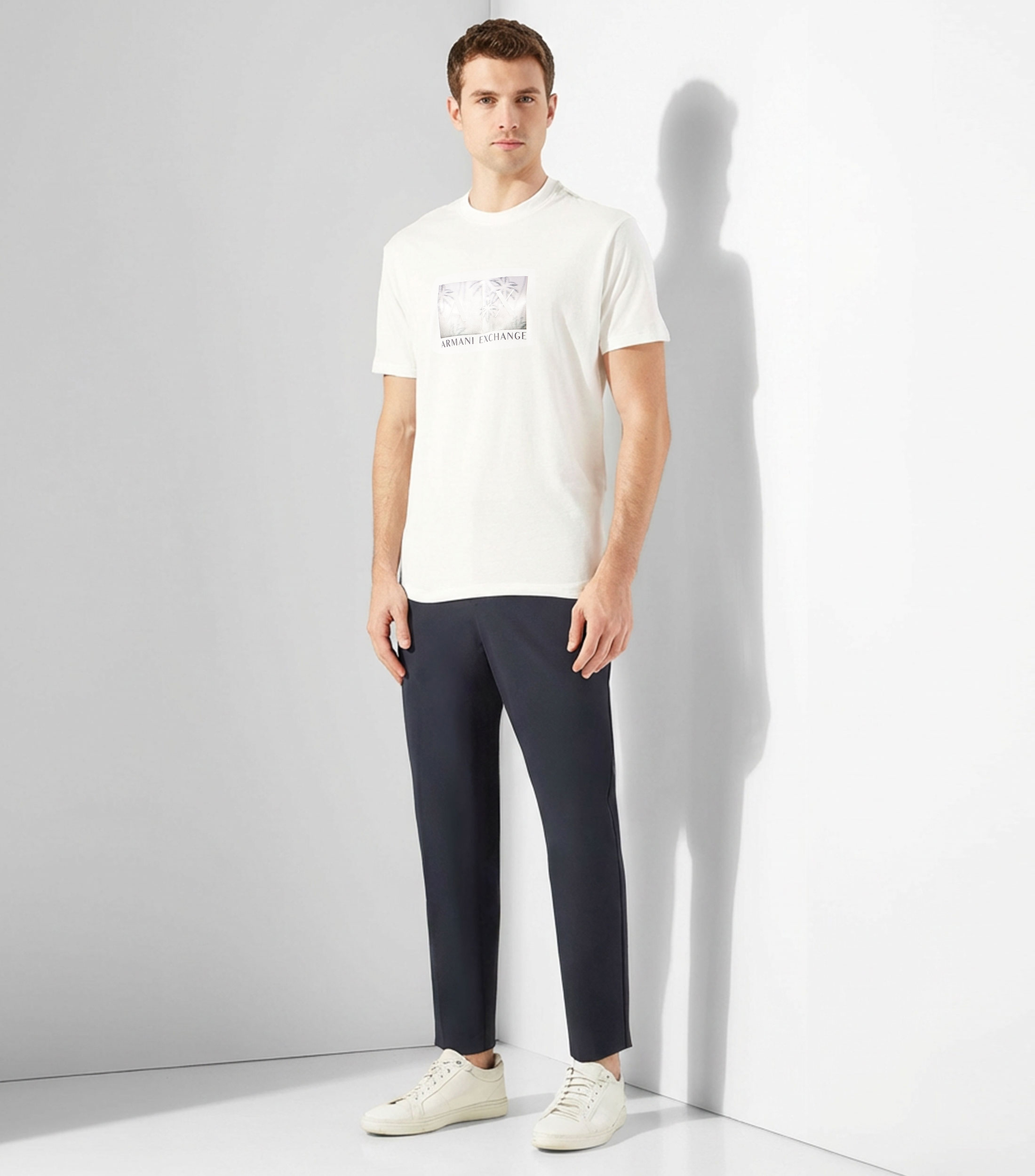 Playera de cuello redondo y manga corta Hombre