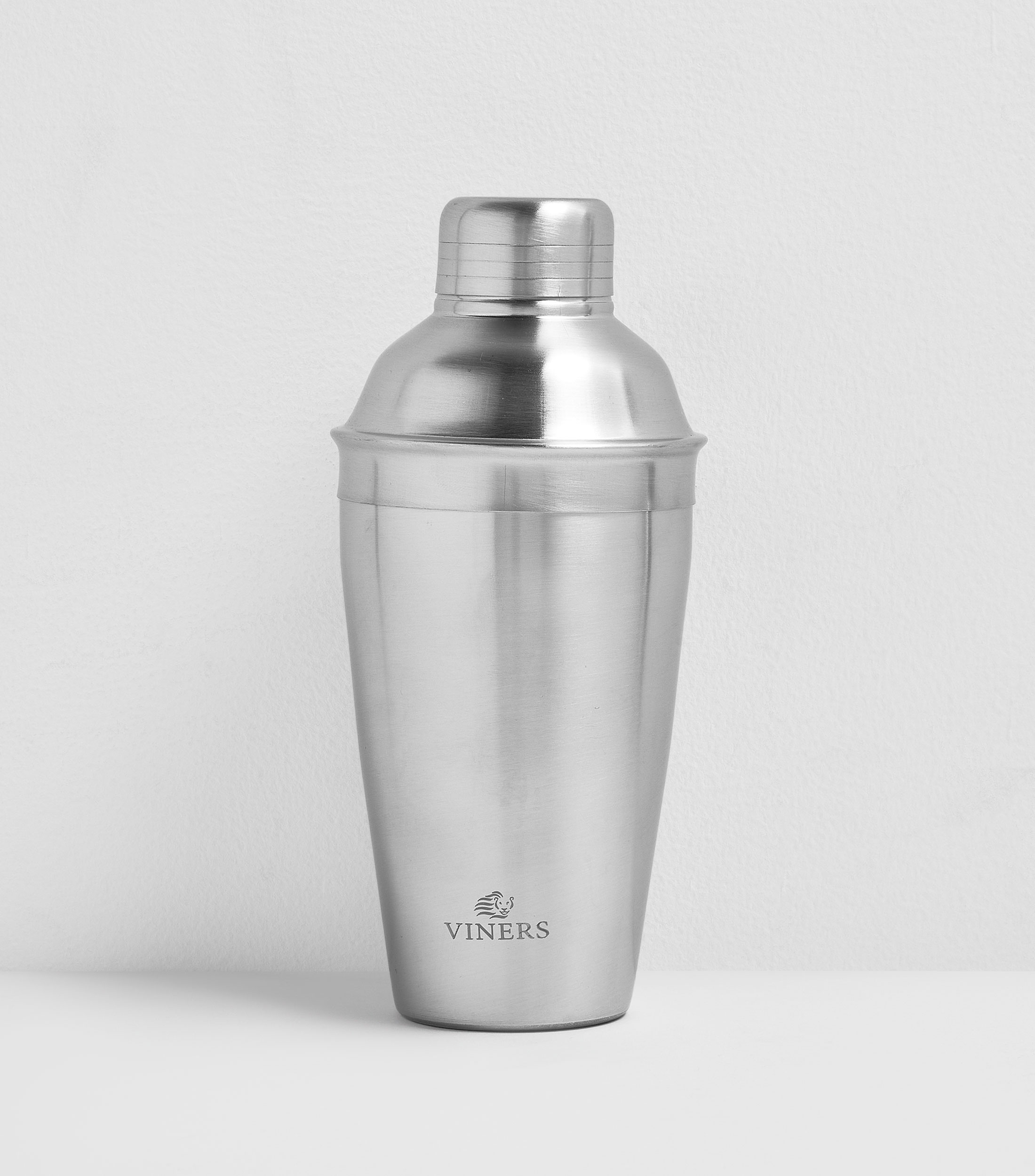 Shaker para cóctel plateado en acero inoxidable