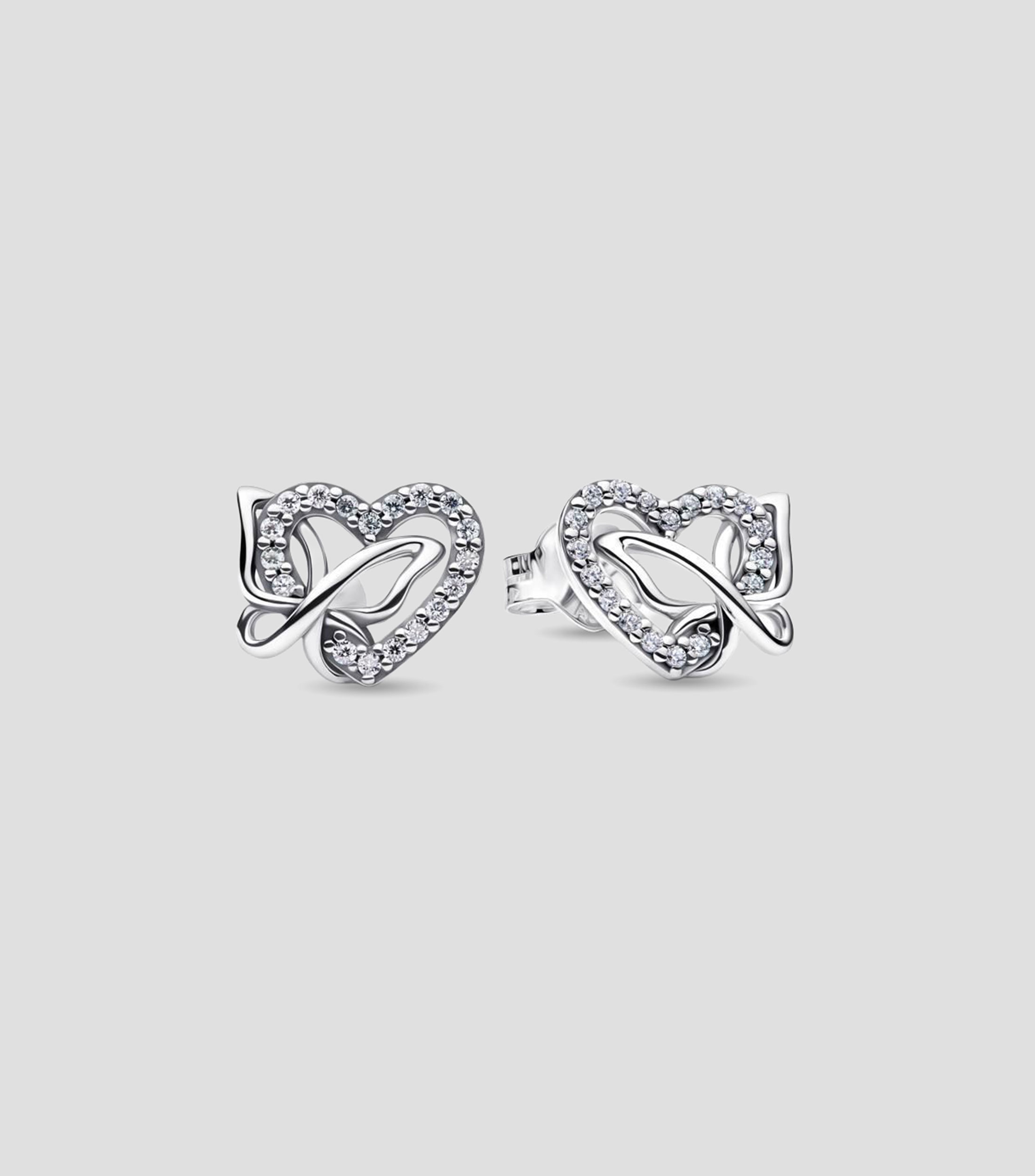 Aretes en plata esterlina corazón con mariposa Mujer