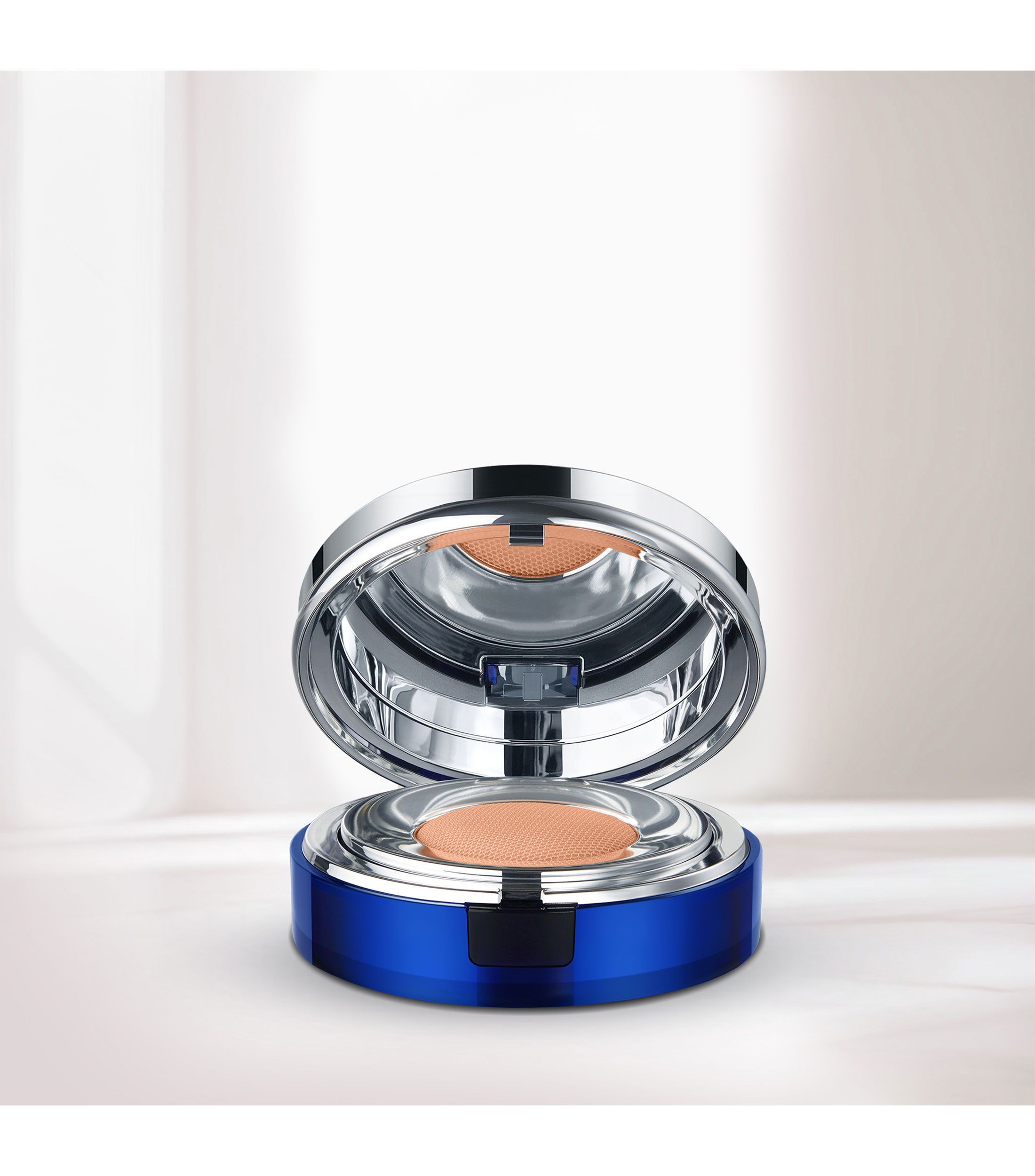 Skin Caviar Essence-In-Foundation SPF 25, Peche, 2 x 15 ml