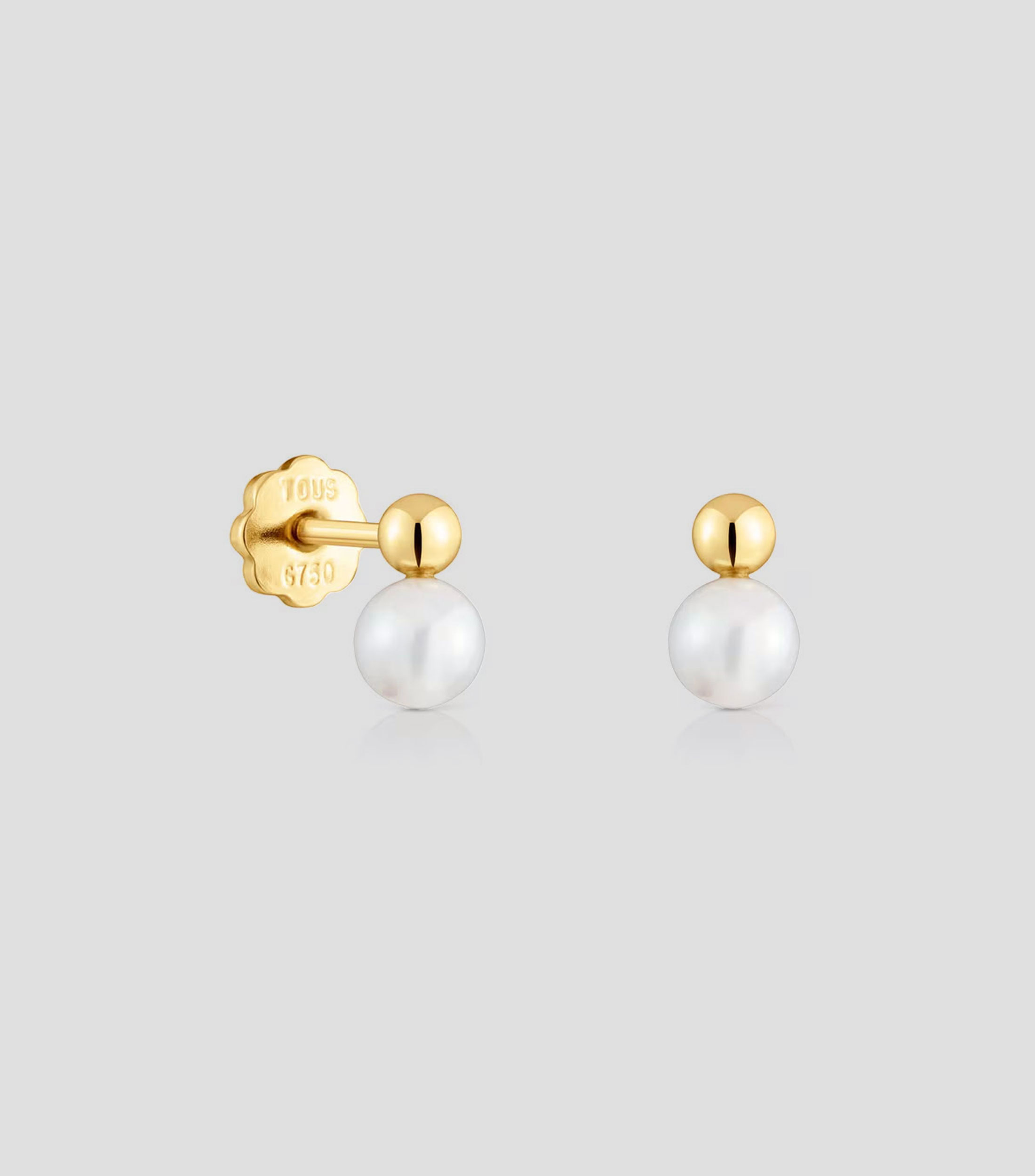 Aretes en oro amarillo de 18 kilates con perlas Basics Mujer