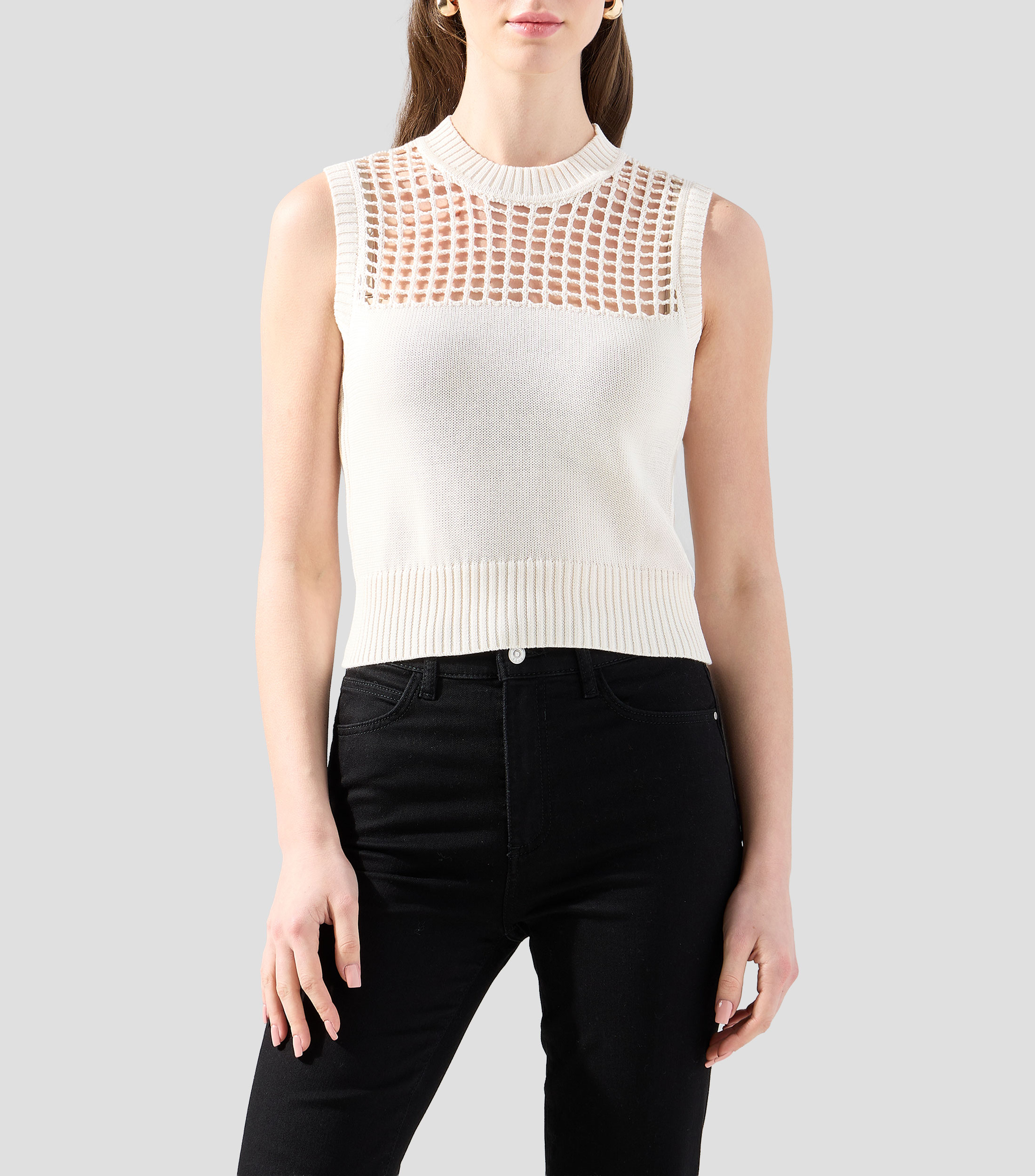Playera cuello redondo sin mangas lisa Mujer
