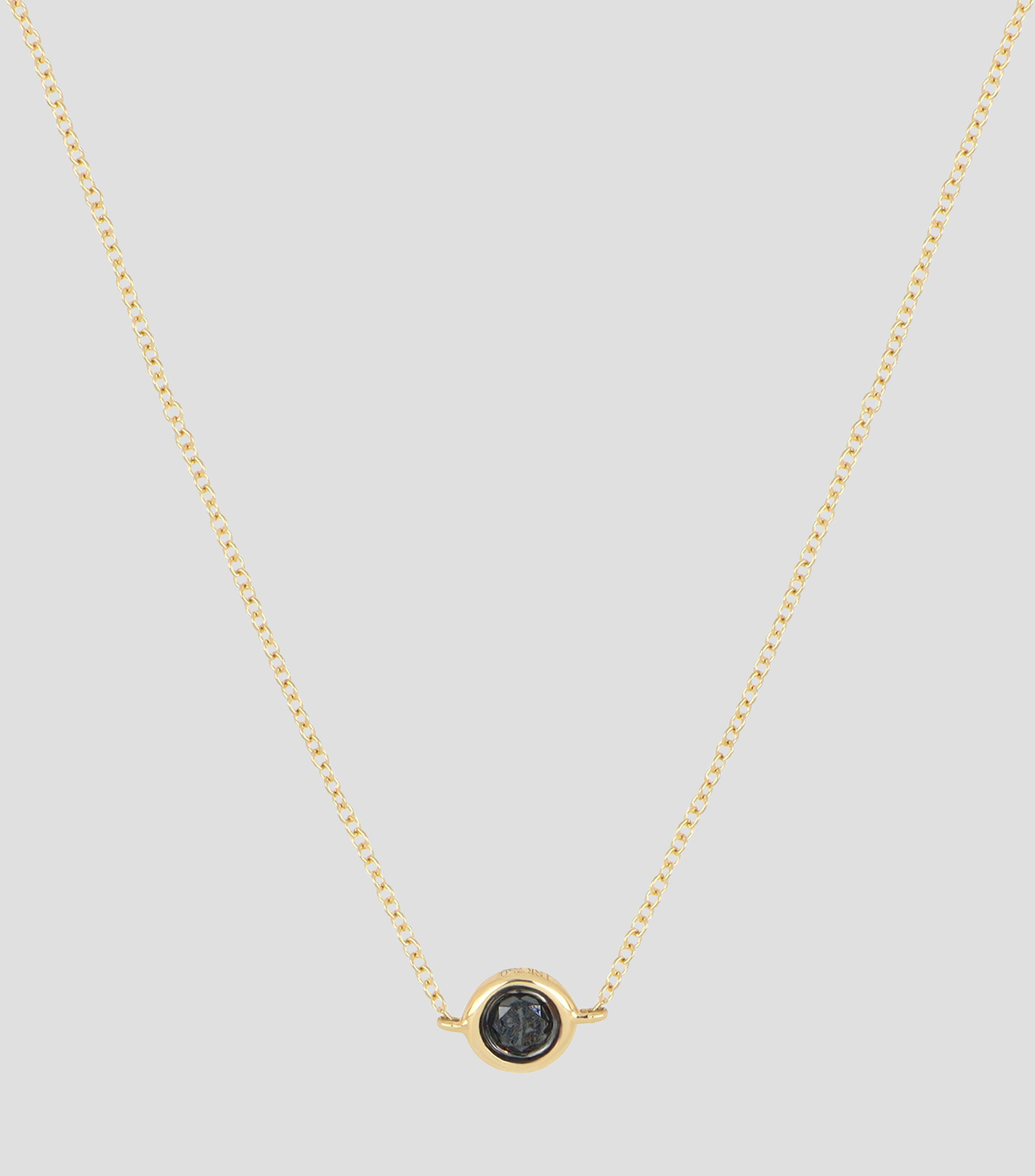 Gargantilla en Oro amarillo de 18 Kilates con brillante negro Mujer