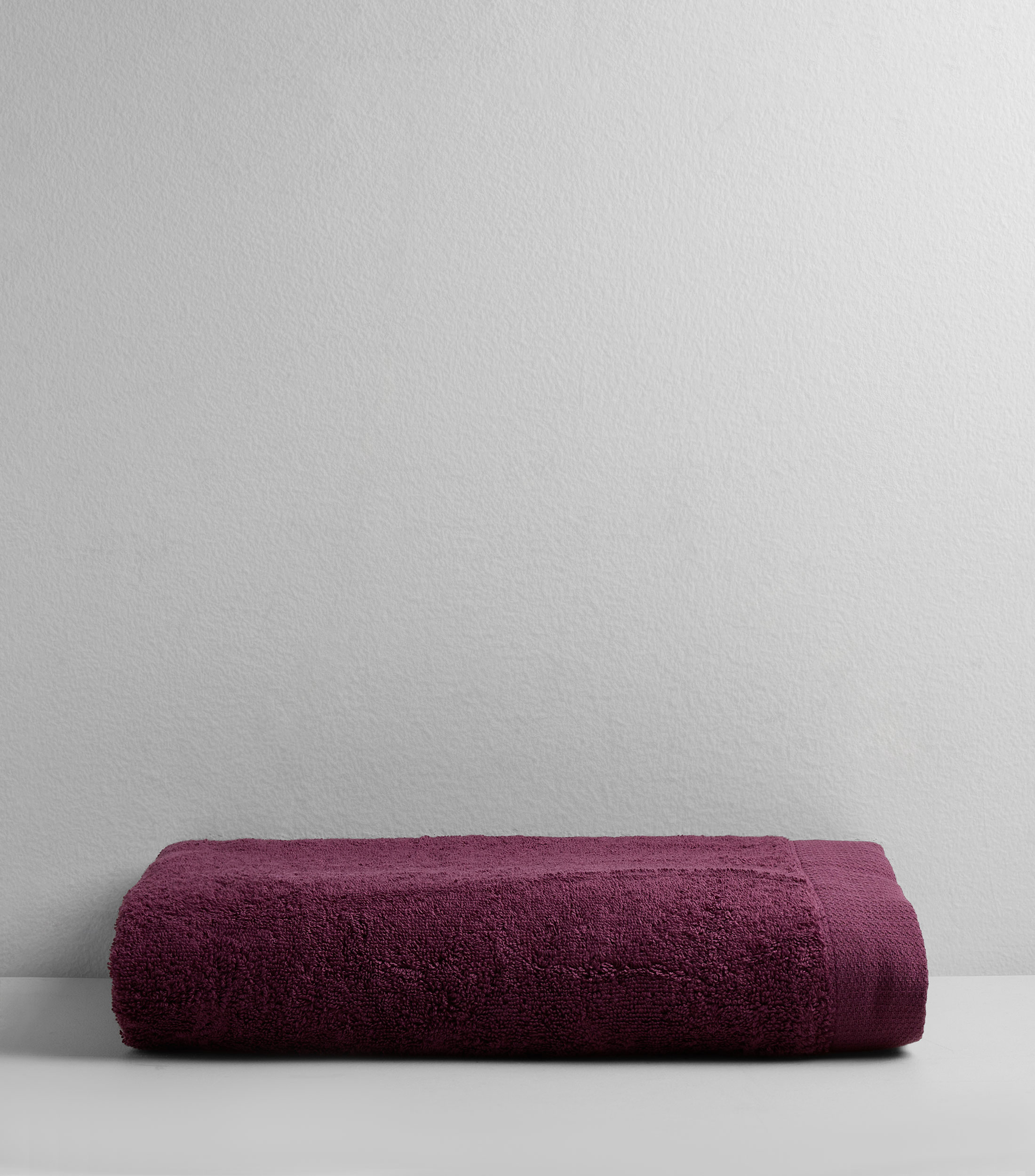 Toalla medio baño vino