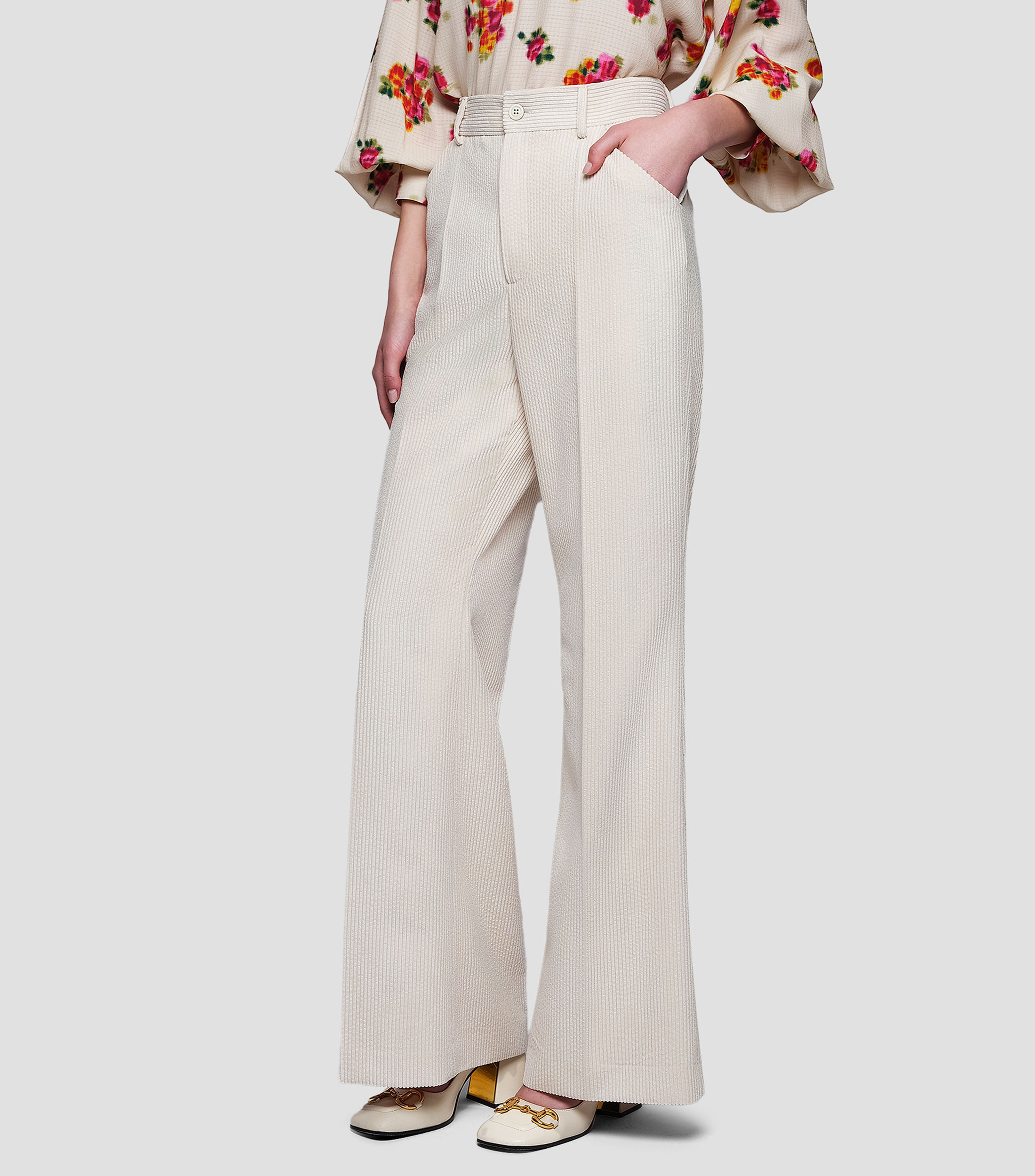 Pantalón acampanado Mujer