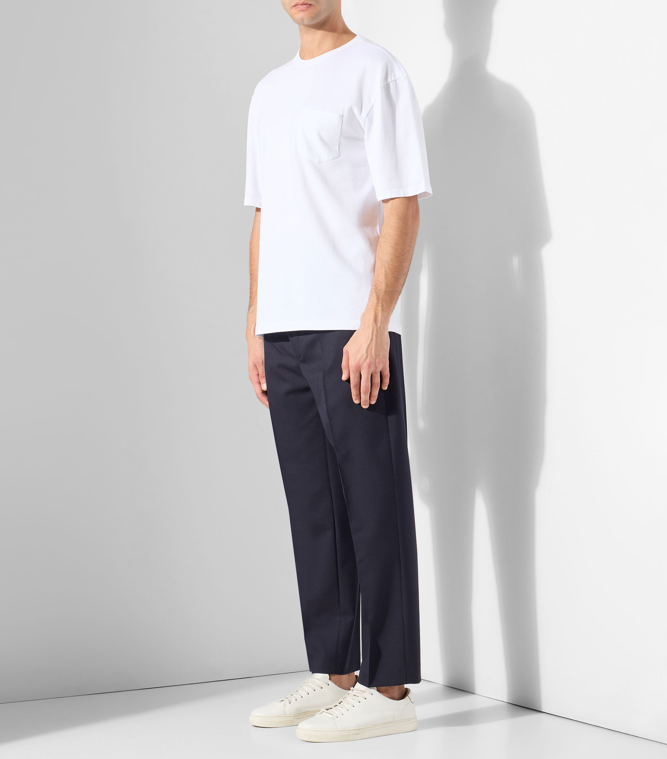 Playera cuello redondo manga corta lisa Hombre