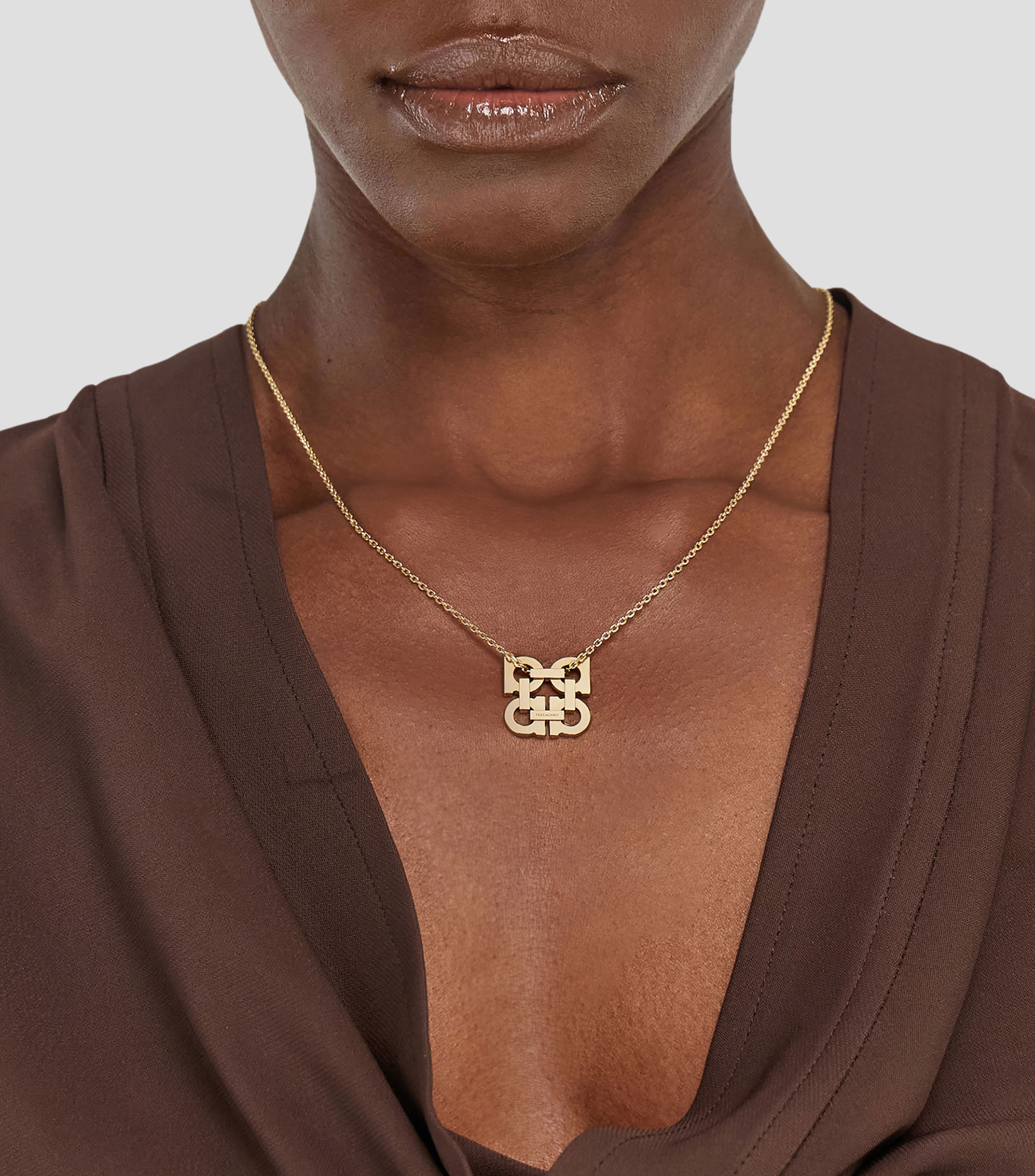 Collar con colgante Four Gancini Mujer