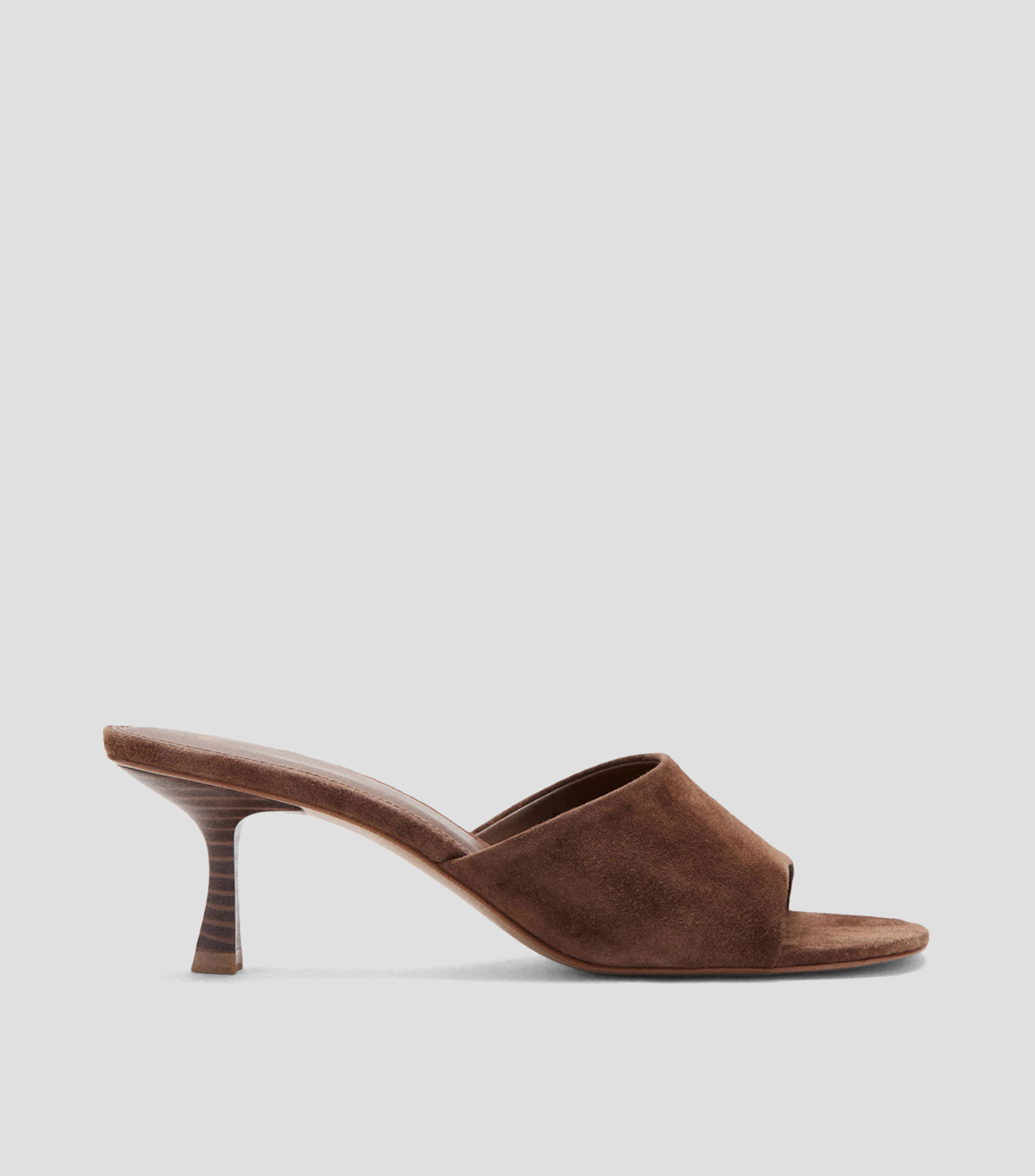 Sandalias con tacón medio y delgado Mujer
