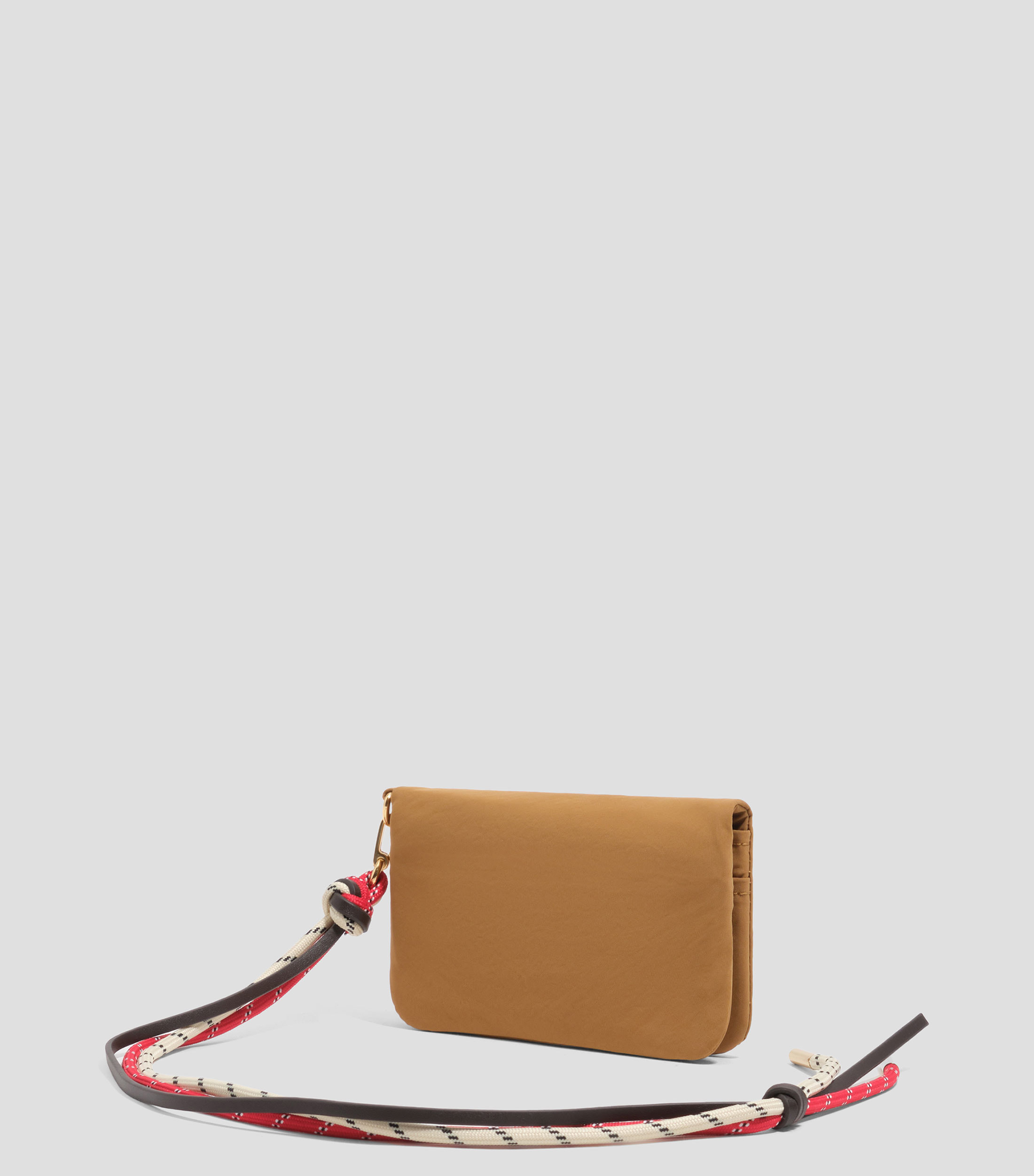 Cartera con solapa lisa Mujer