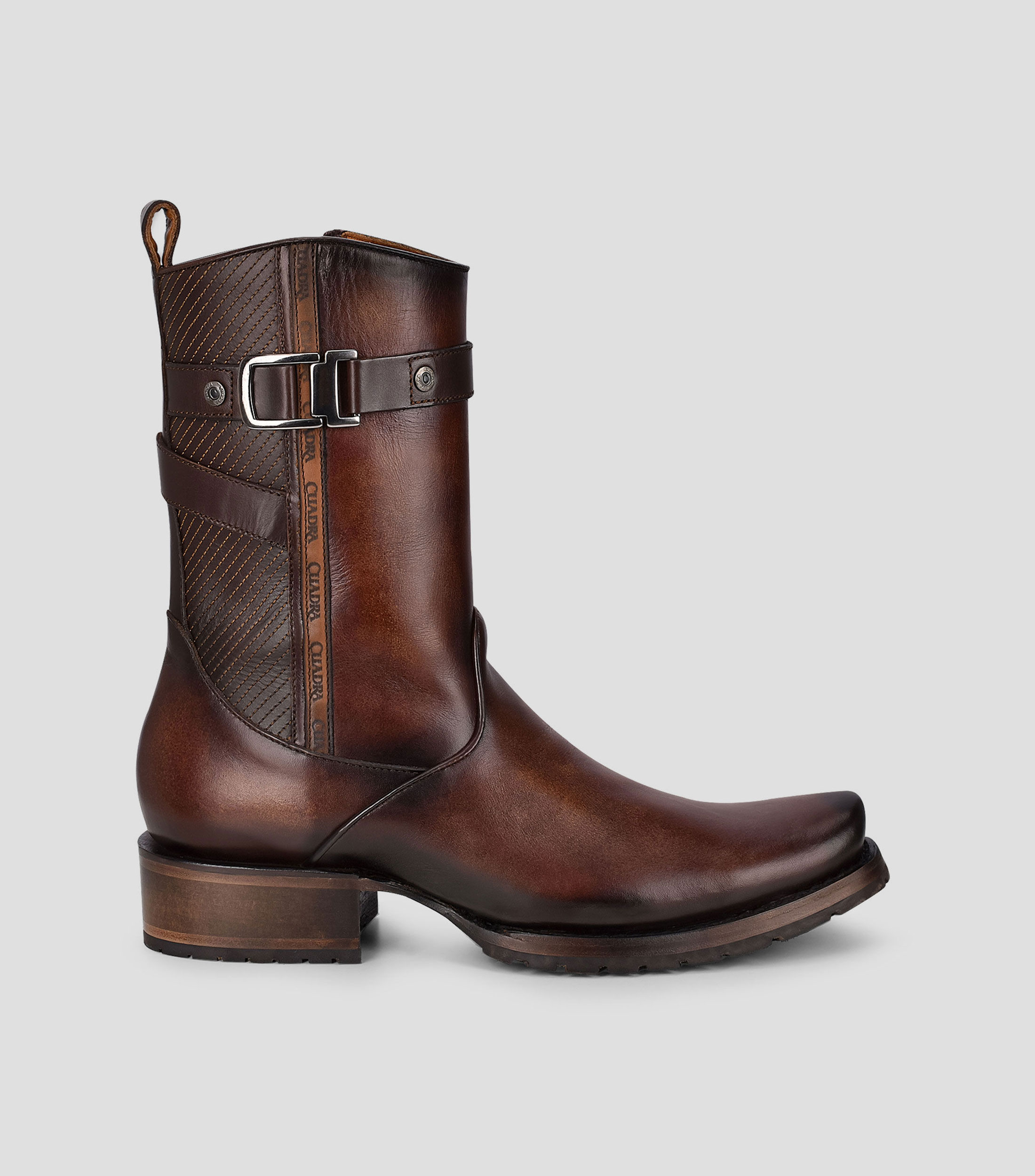 Cuadra: Botas medias color café oscuro en piel Hombre El Palacio