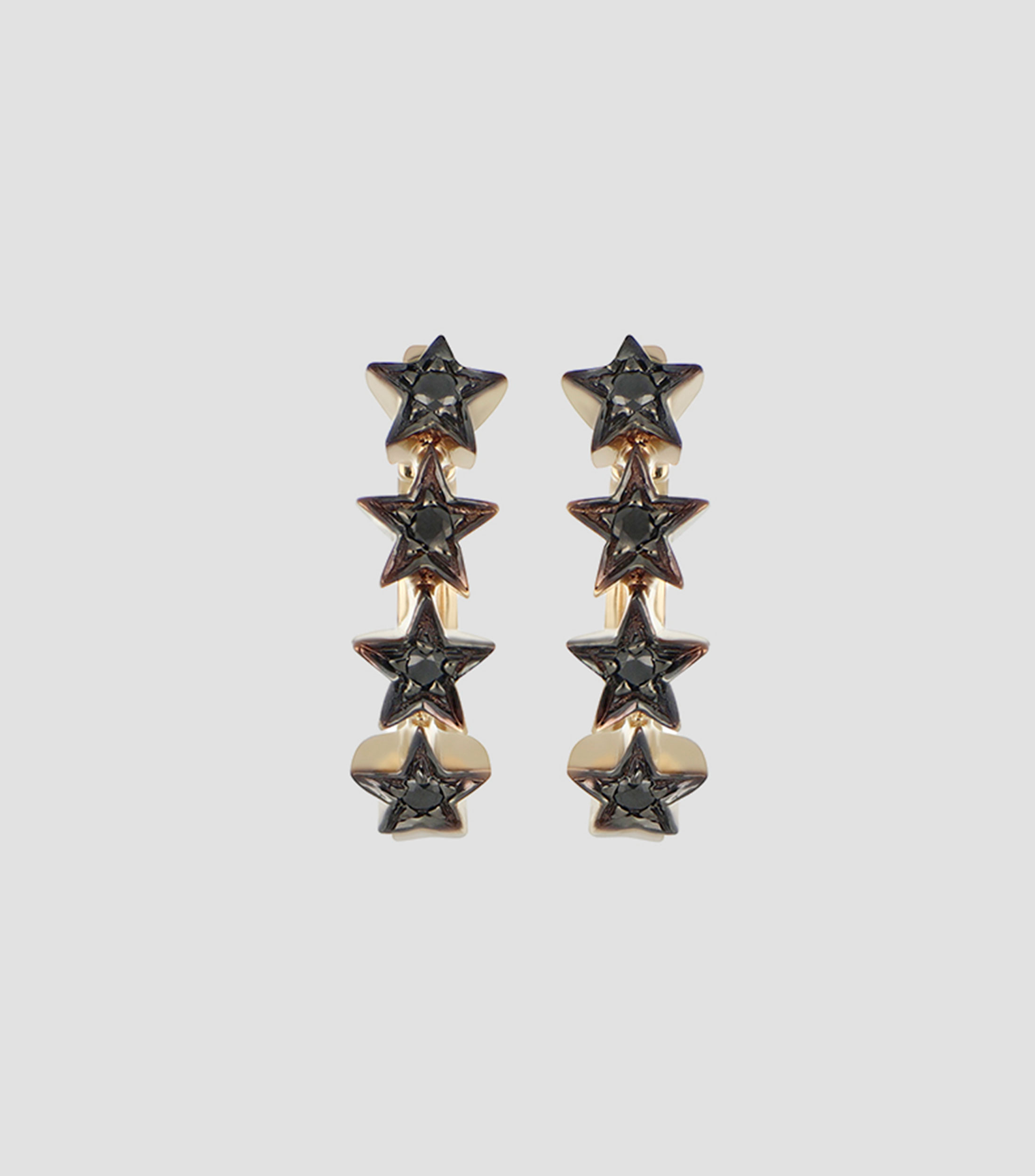 Aretes en oro de 18 kilates con diamantes negros Mujer