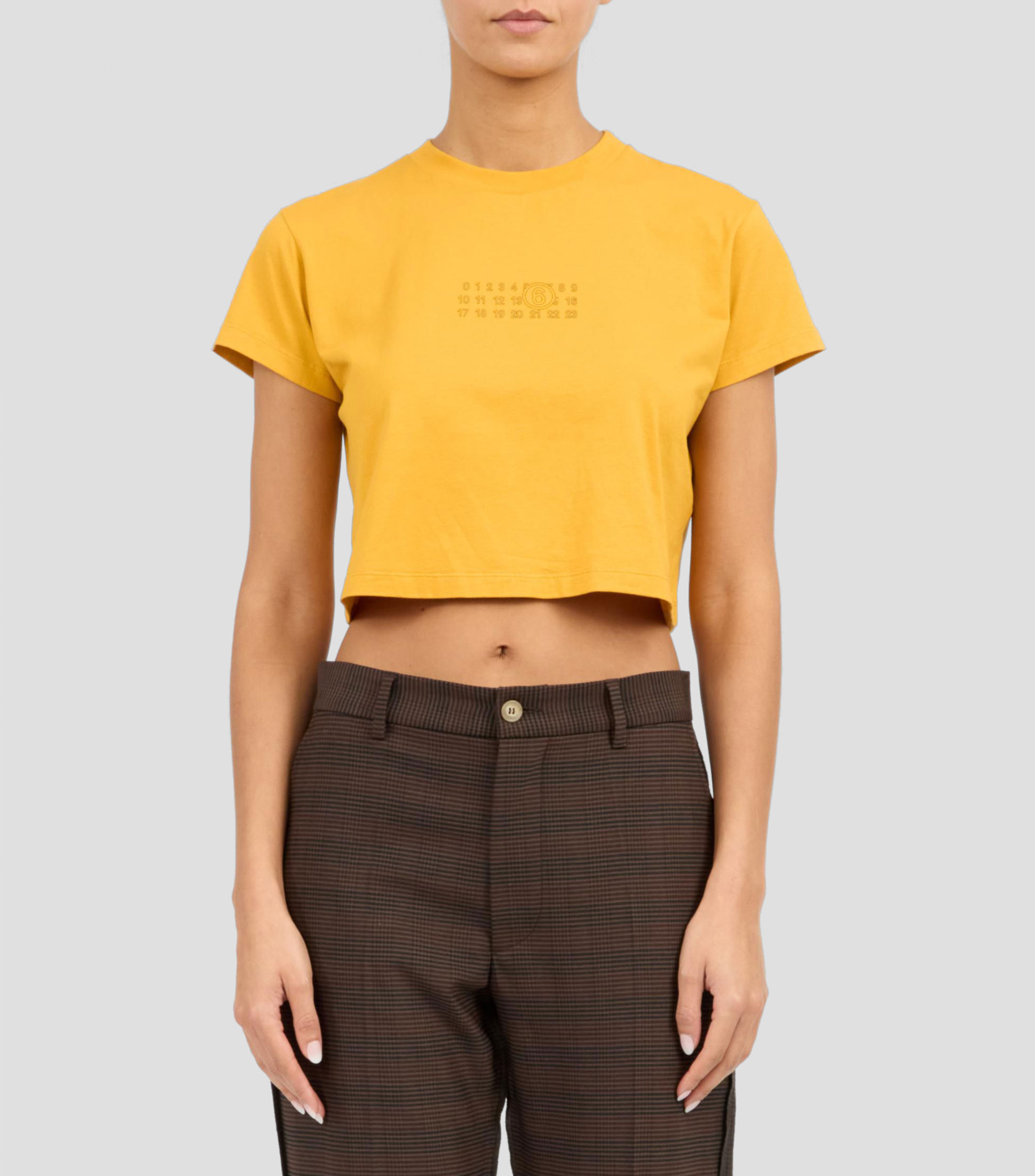 Playera cuello redondo manga corta lisa Mujer