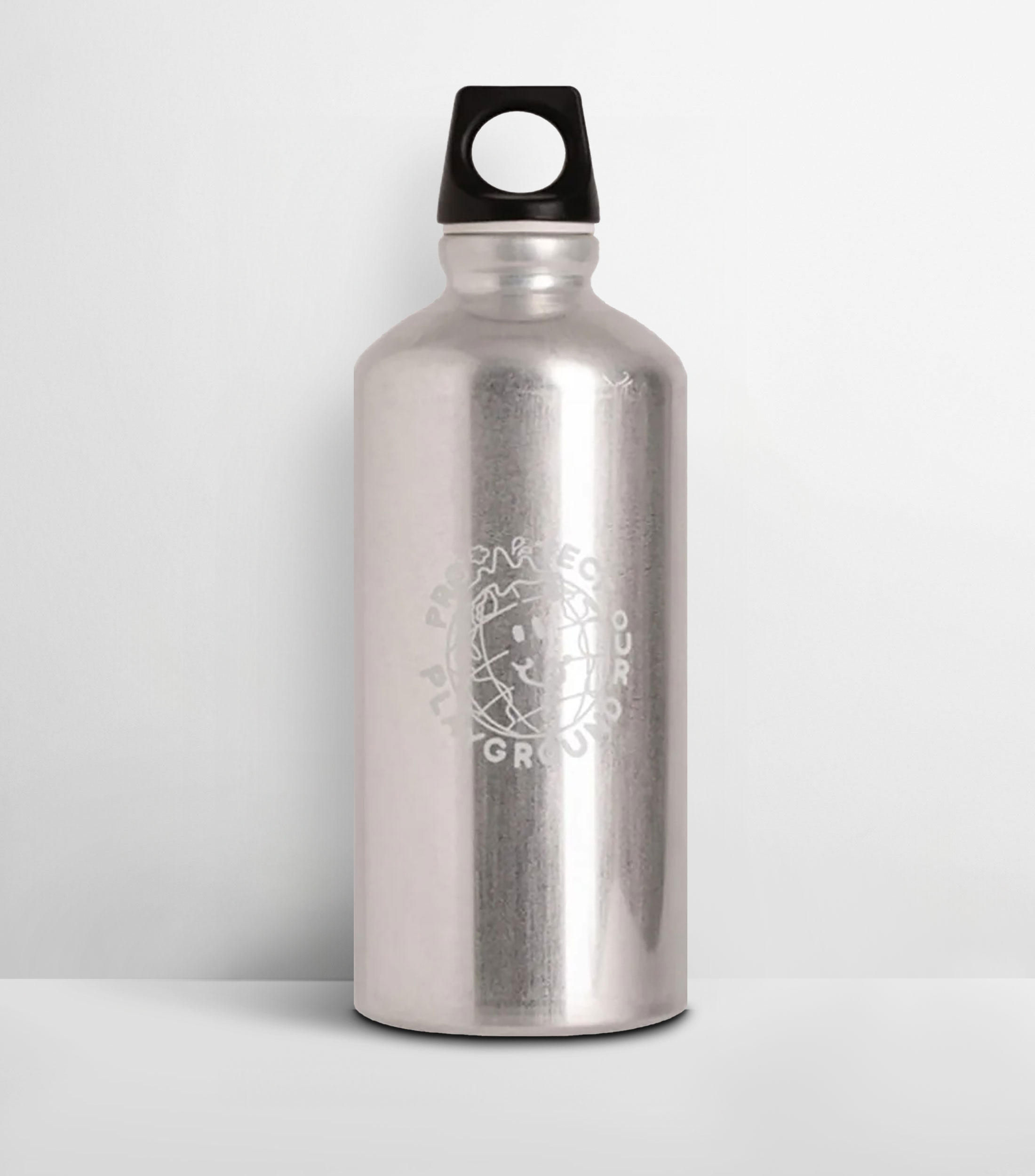 Botella en metal con tapa, 600 ml