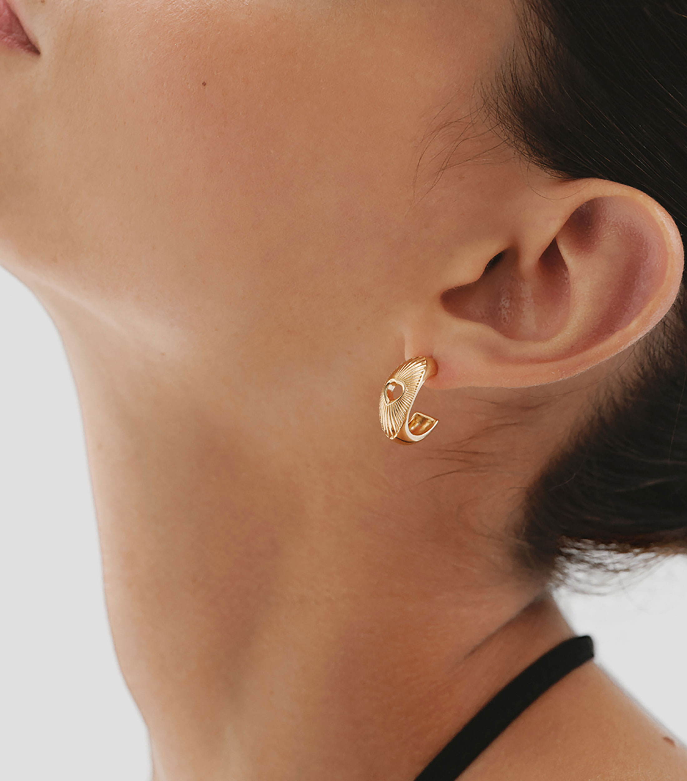 Pendientes en plata .925 con corazón y textura guilloché San Valentín 25 Mujer