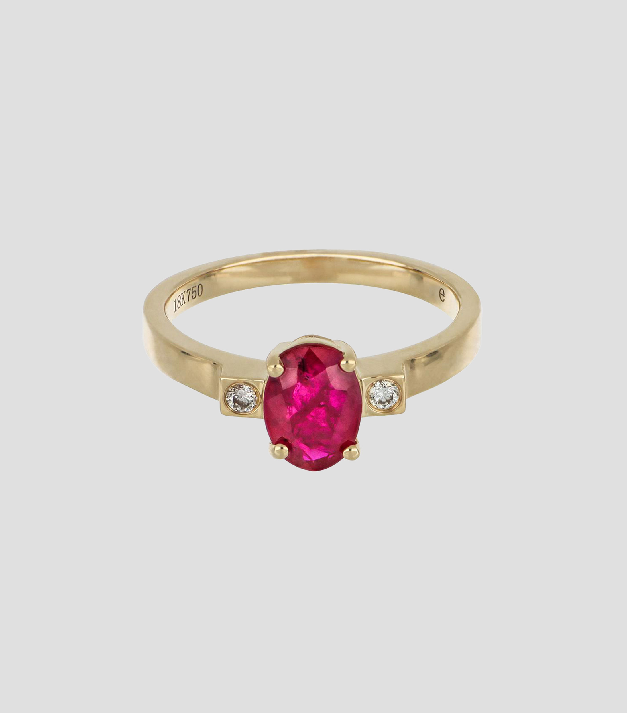 Anillo en Oro de 18 Kilates con Piedras Mujer